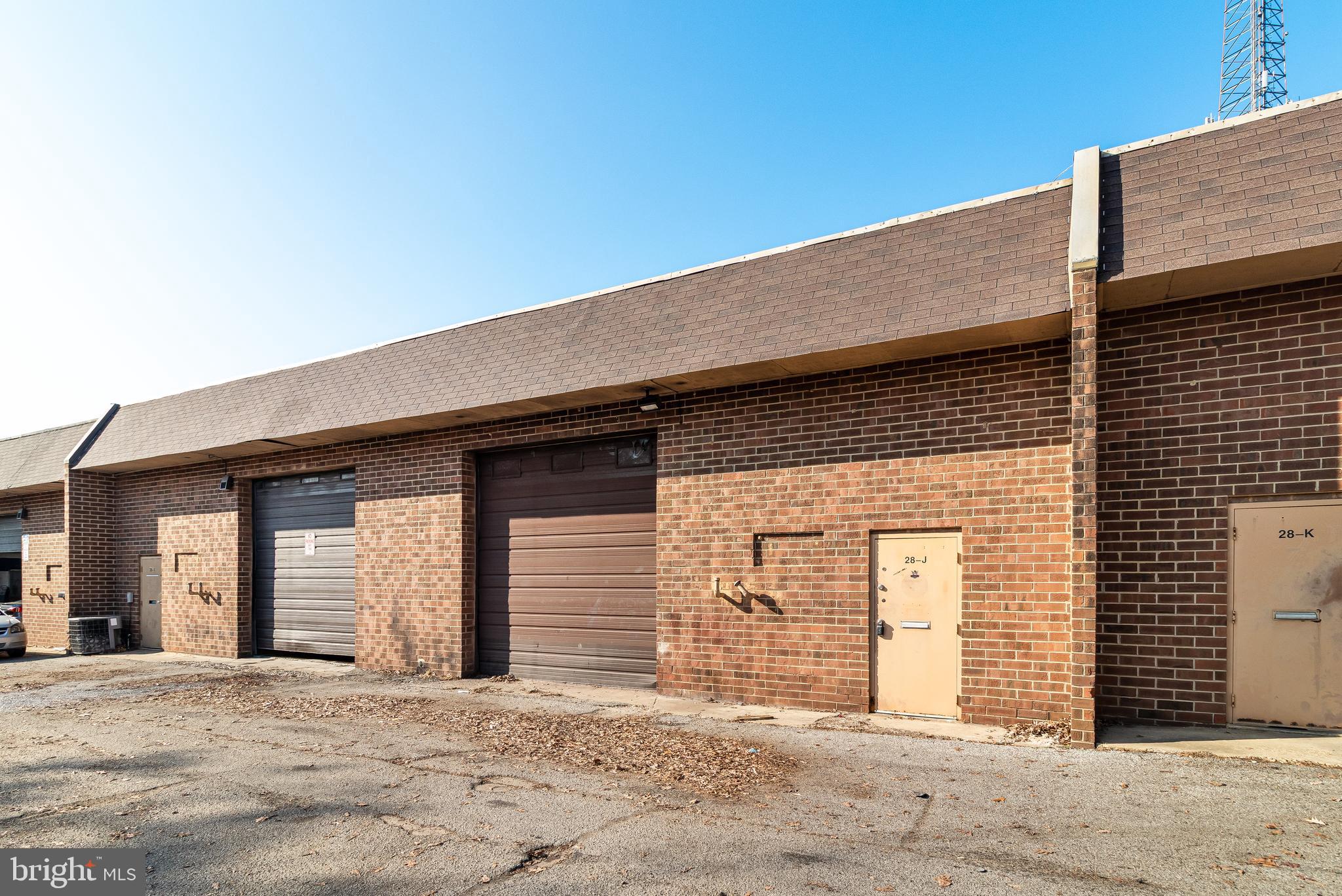 ST CHARLES IND PARK SUB - Commercial Lease