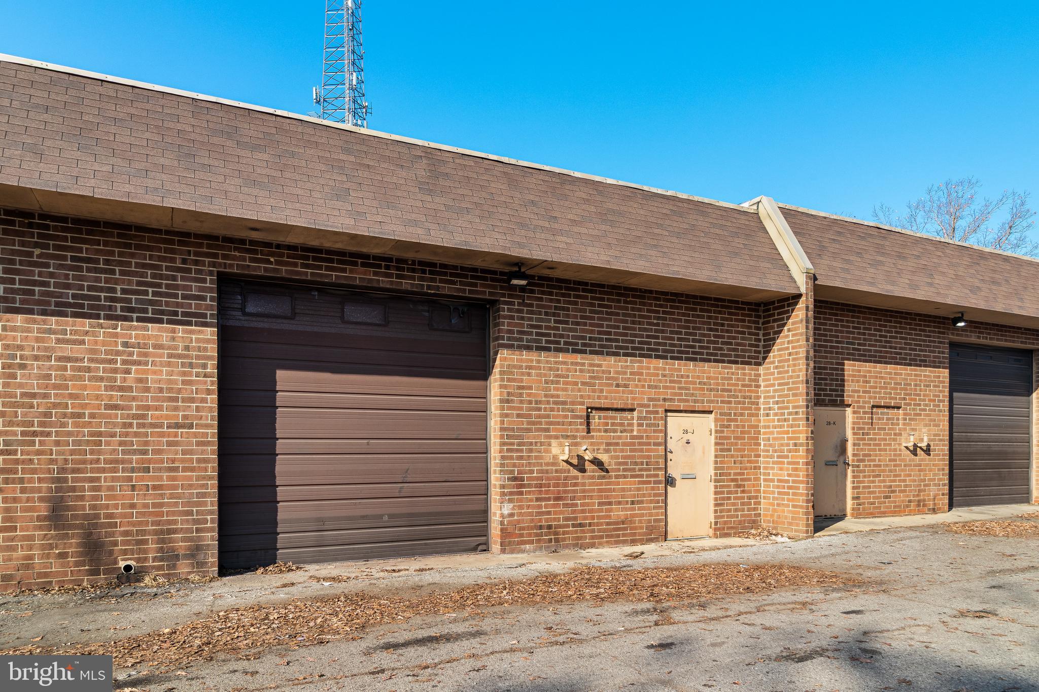 ST CHARLES IND PARK SUB - Commercial Lease