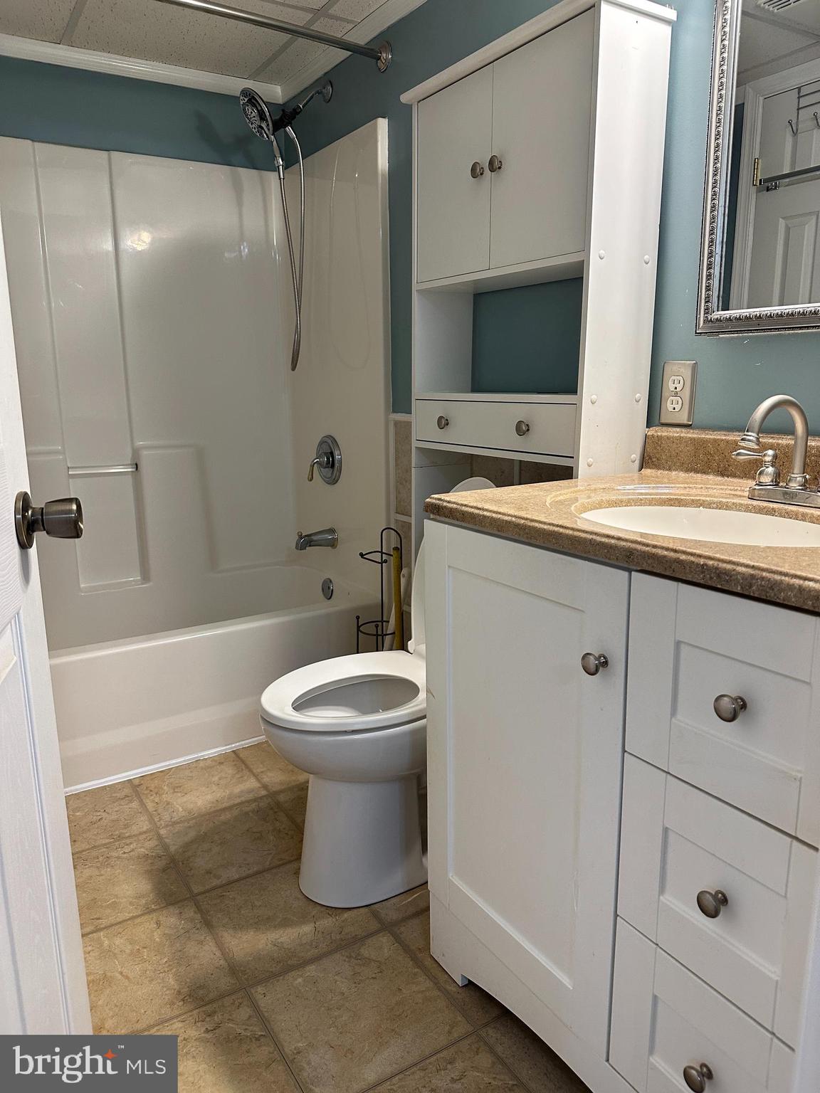 SYLVAN GROVE - Residential Lease