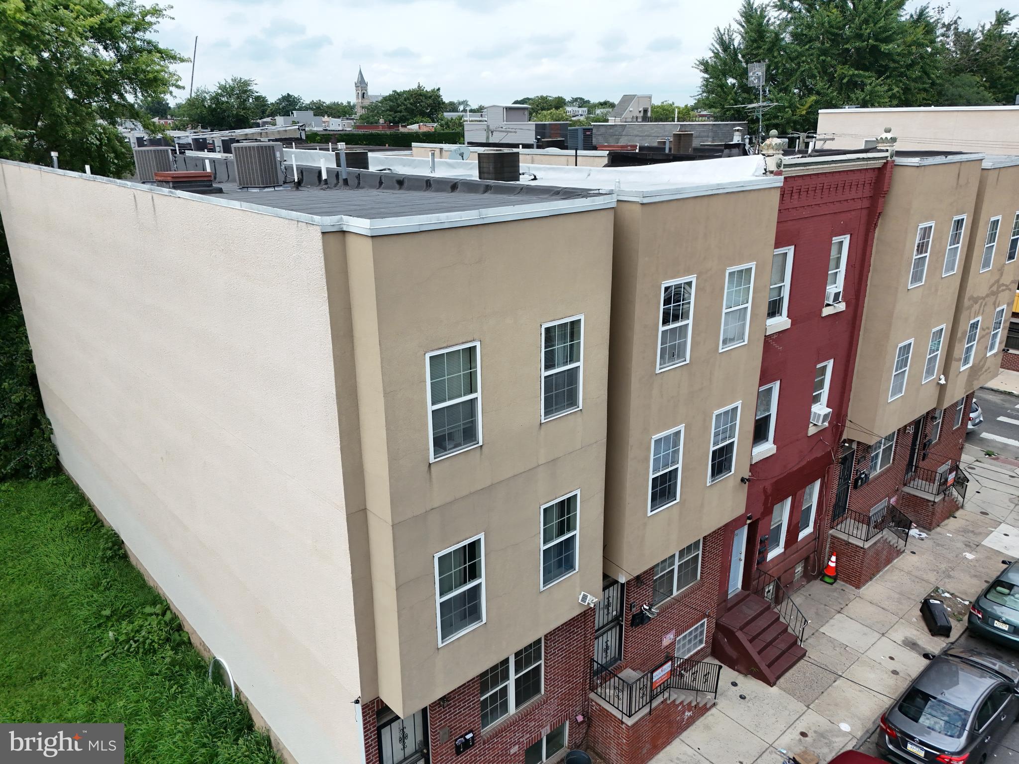 1950 N 18TH STREET