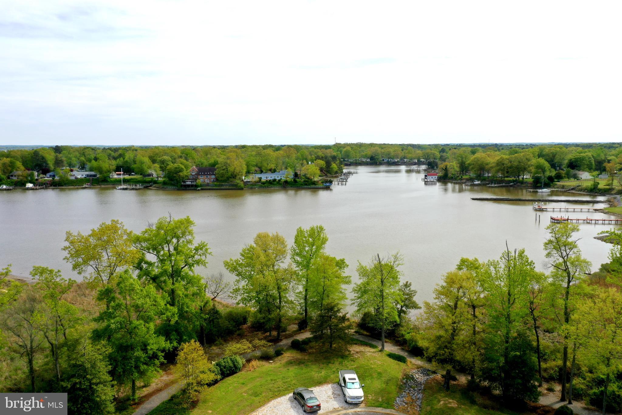 MONROE POINT TOWNHOUSES - Residential
