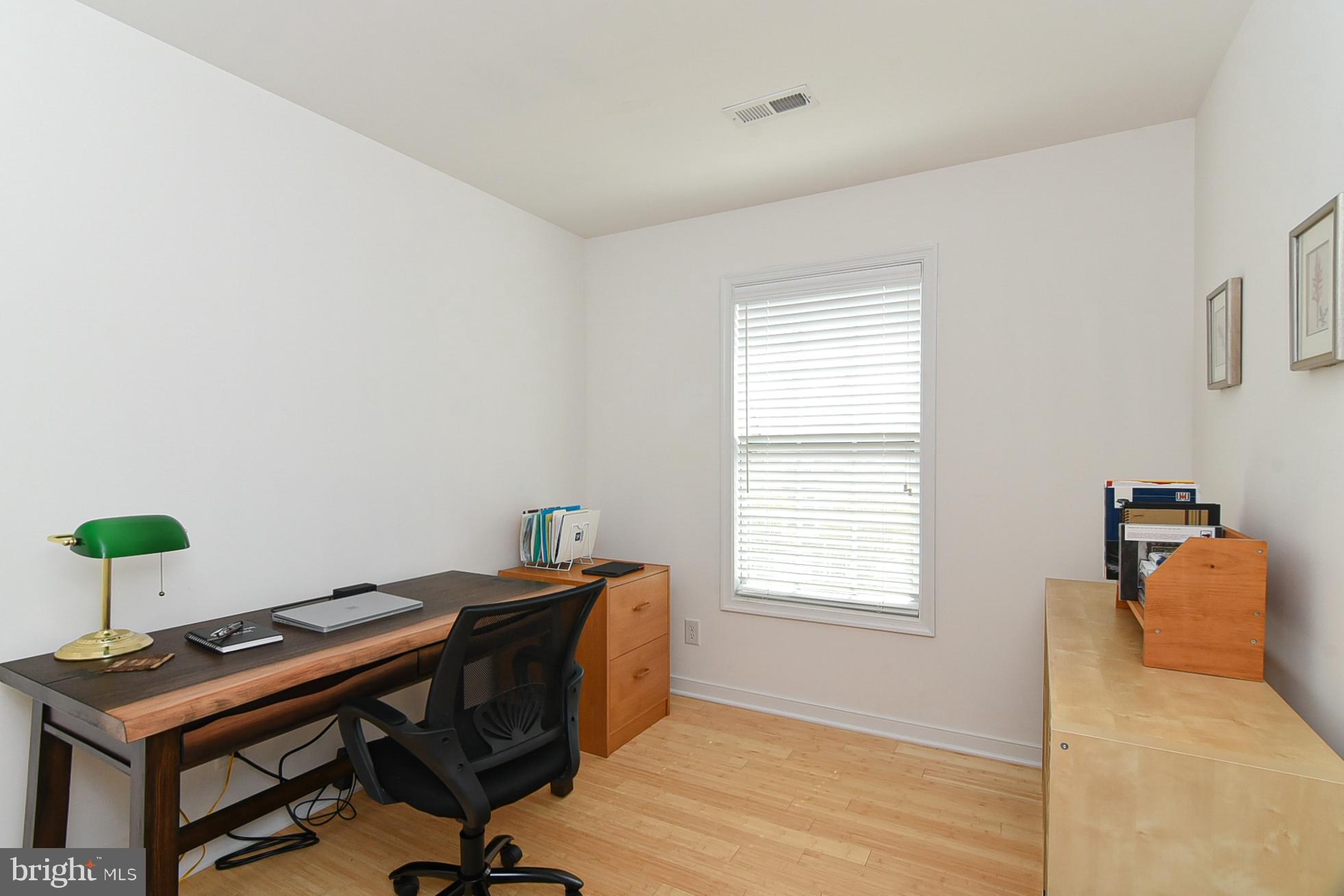 MONROE POINT TOWNHOUSES - Residential