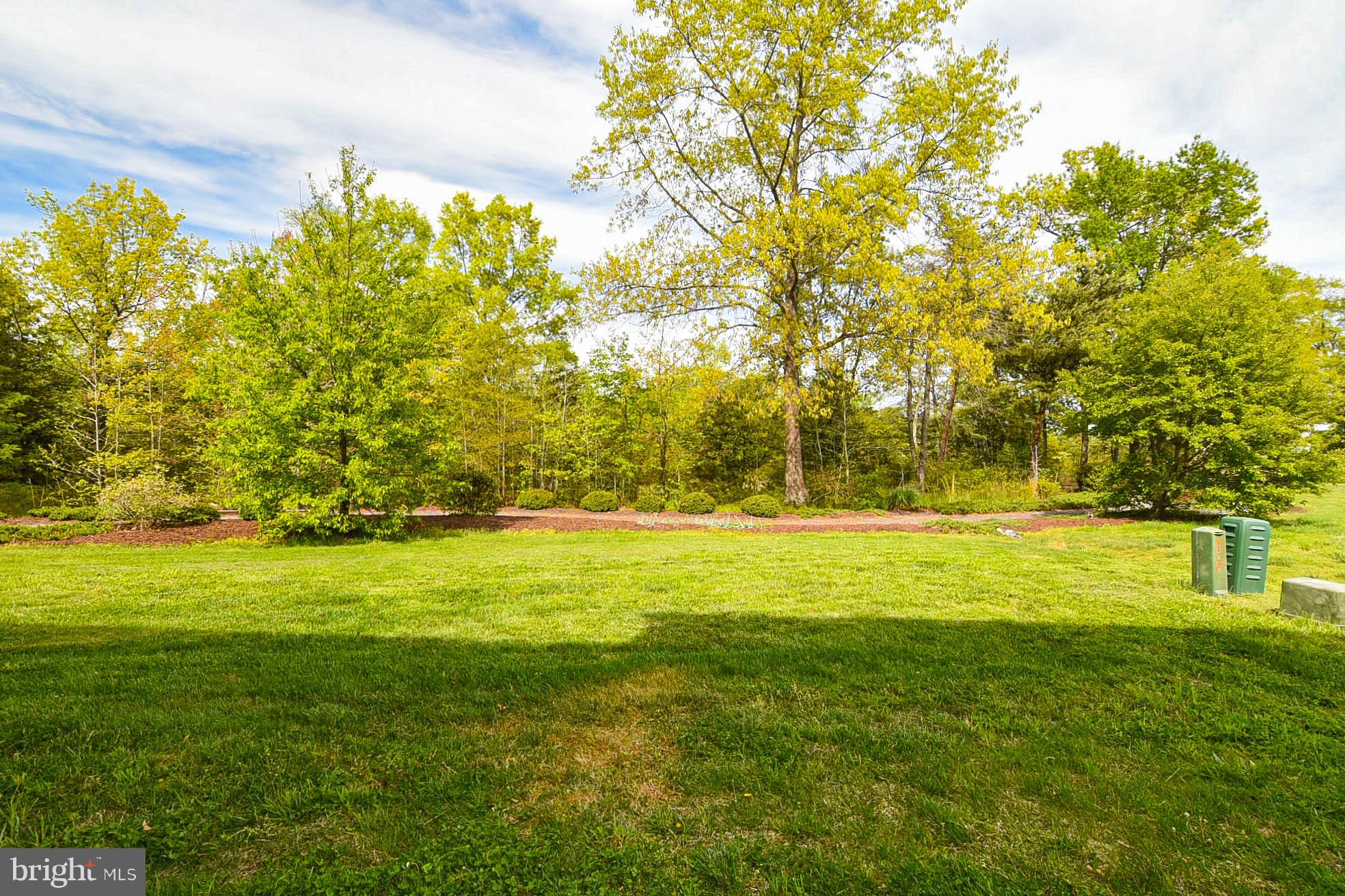 MONROE POINT TOWNHOUSES - Residential