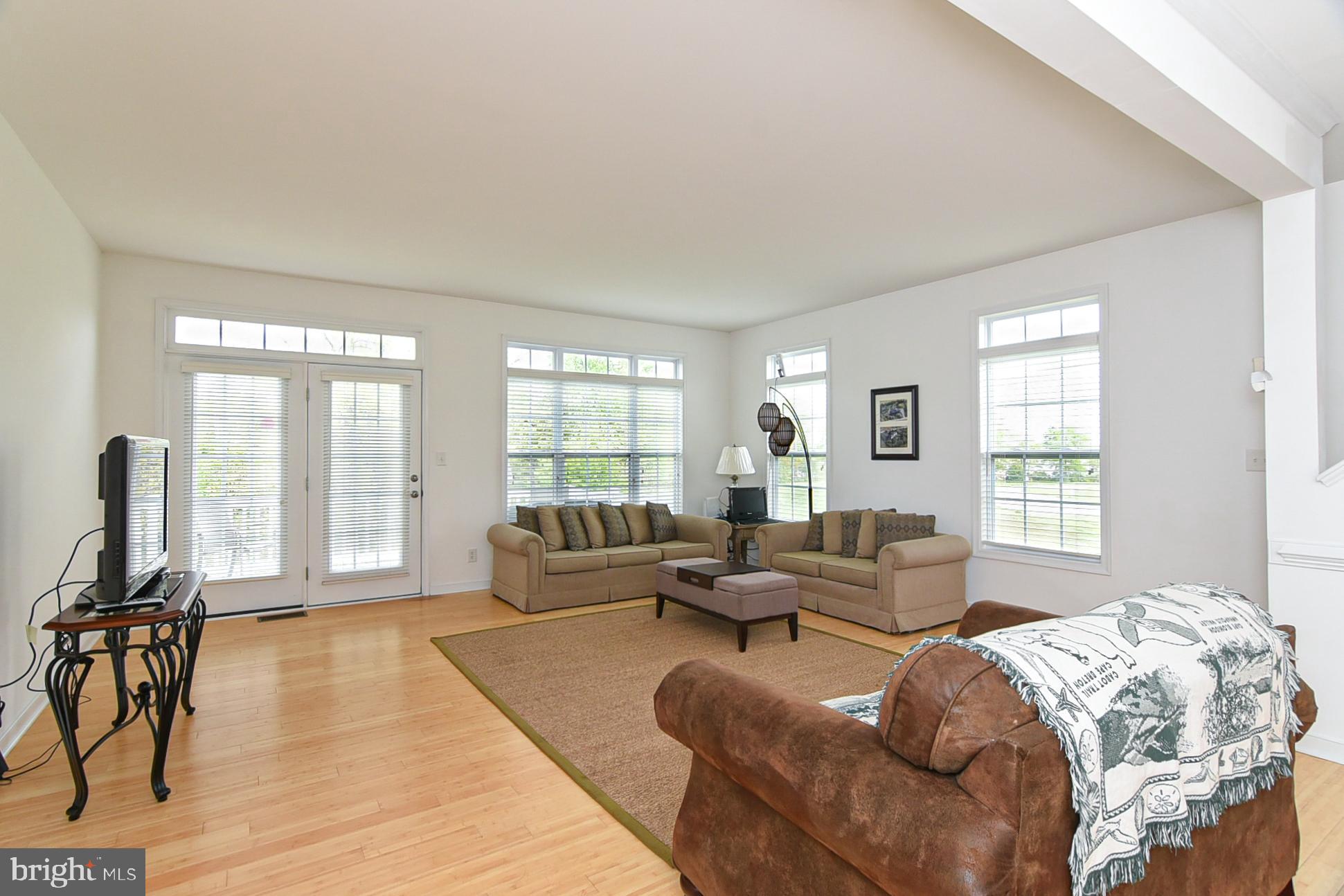 MONROE POINT TOWNHOUSES - Residential