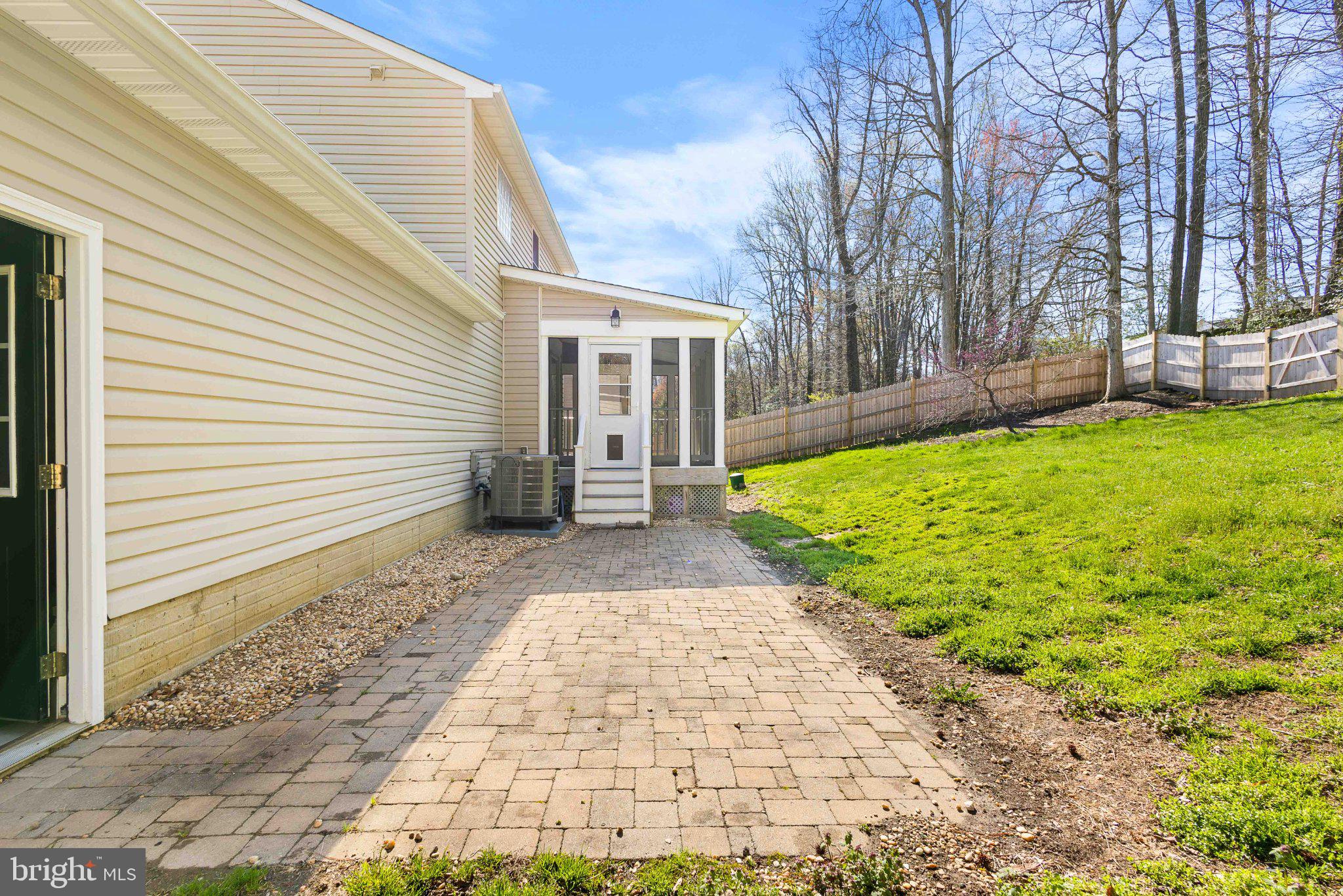 OAKLAND PARK - Residential