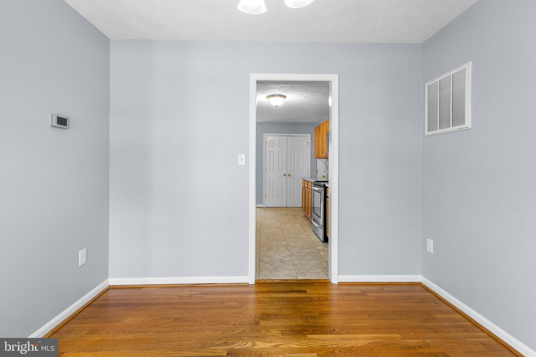 OAKLAND PARK - Residential