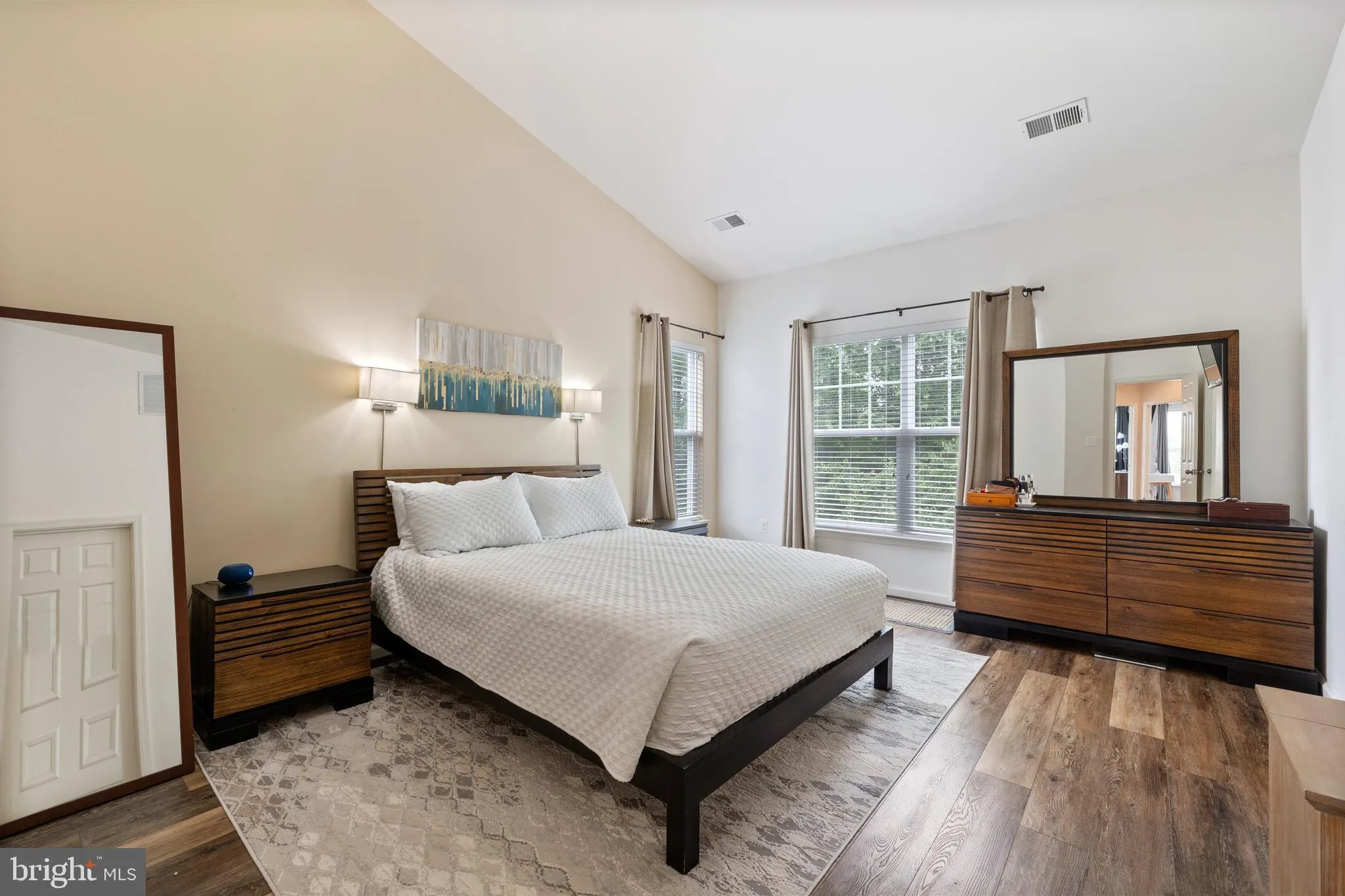 Bristow, Virginia 20136, United States, 4 Bedrooms Bedrooms, ,4 BathroomsBathrooms,Residential,Pending,144634