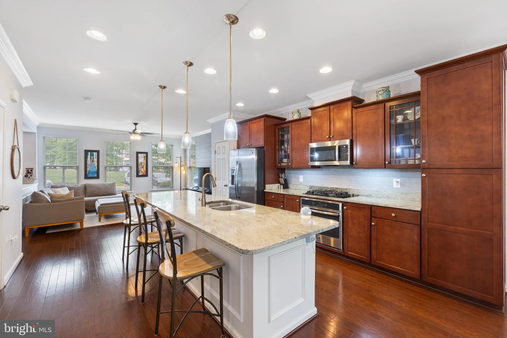 Bristow, Virginia 20136, United States, 4 Bedrooms Bedrooms, ,4 BathroomsBathrooms,Residential,Pending,144634