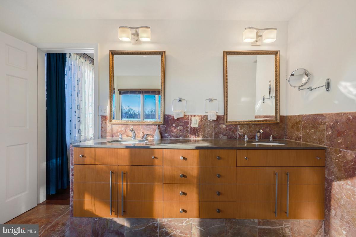 BANNOCKBURN - Residential