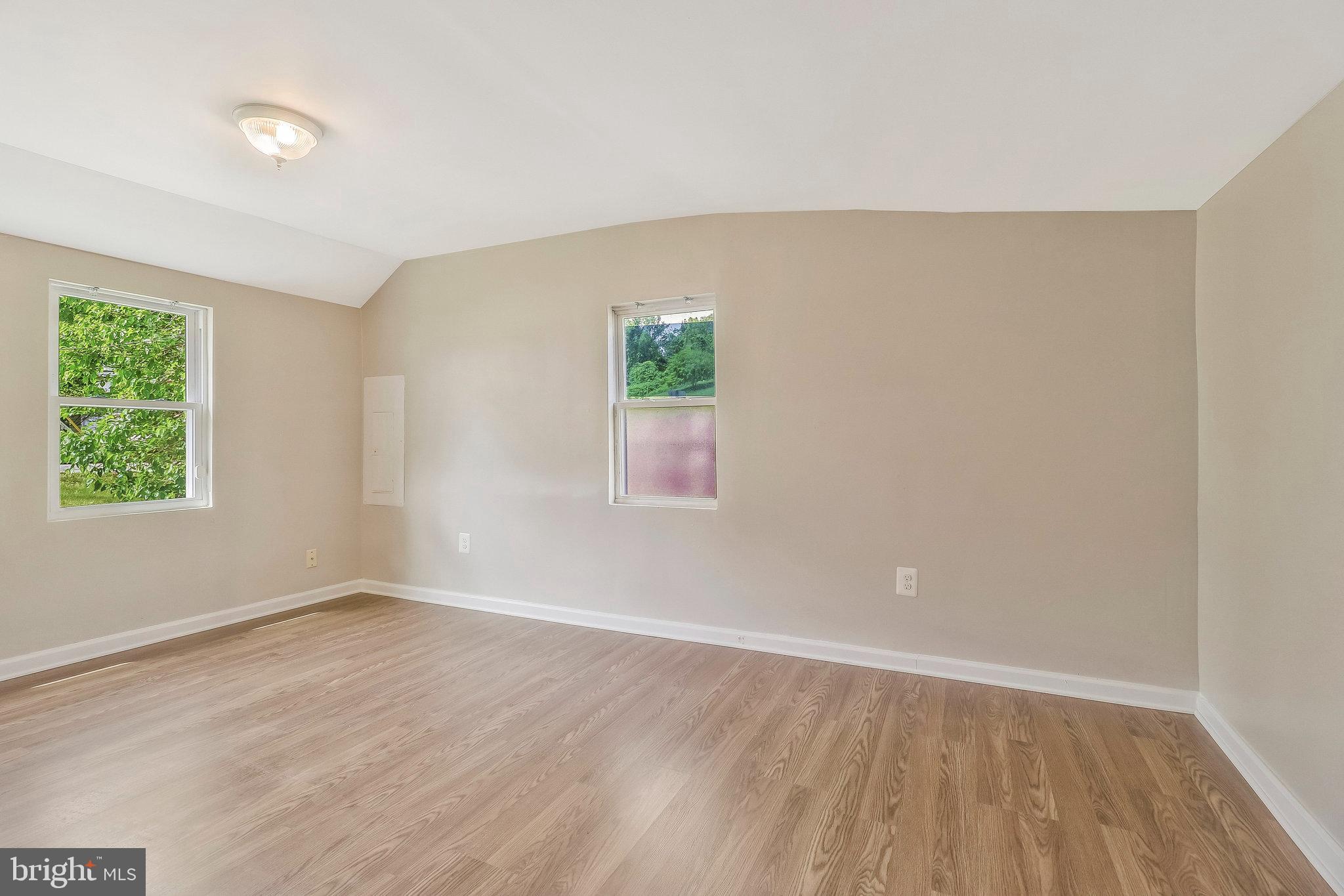 CAPITOL HEIGHTS - Residential