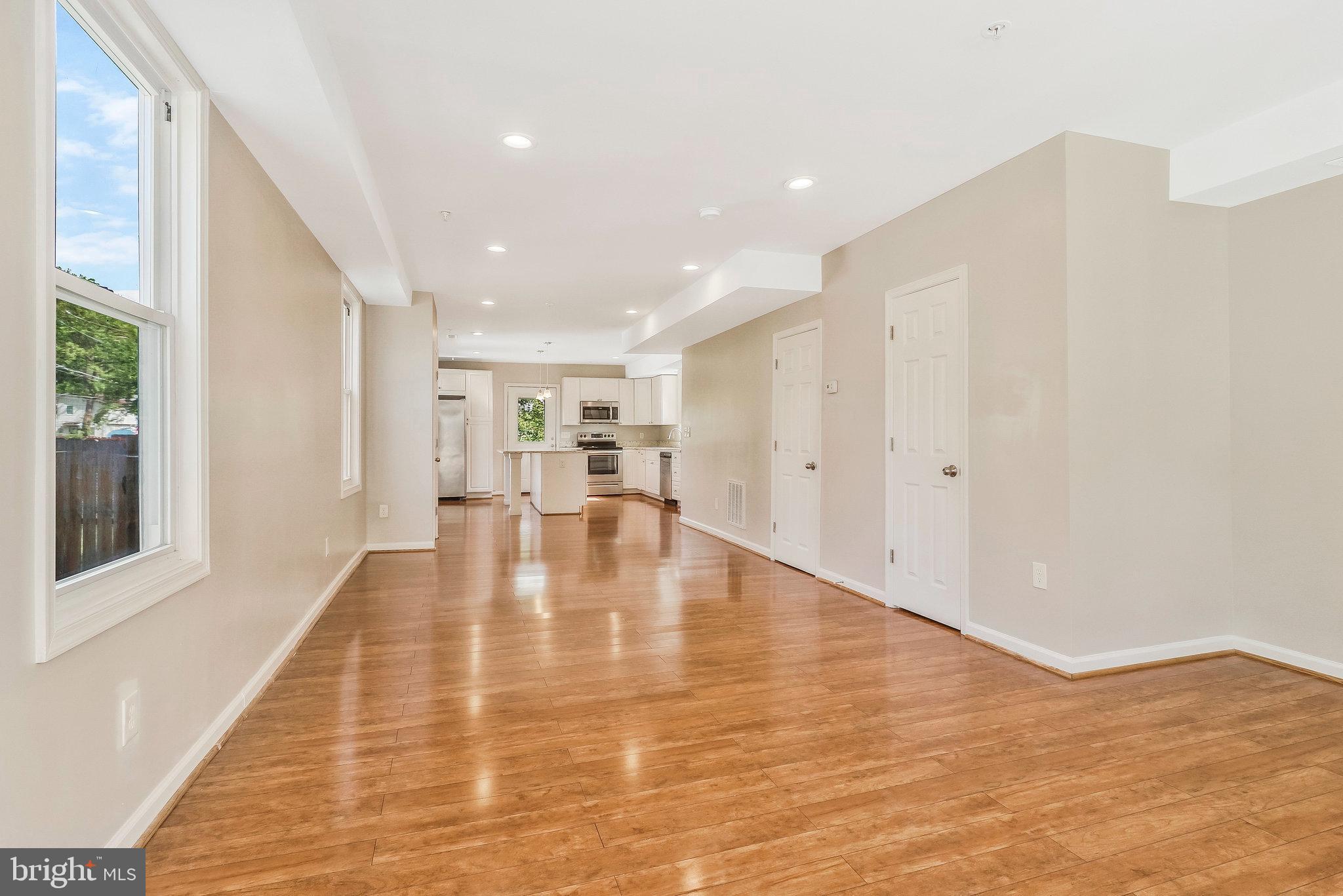 CAPITOL HEIGHTS - Residential