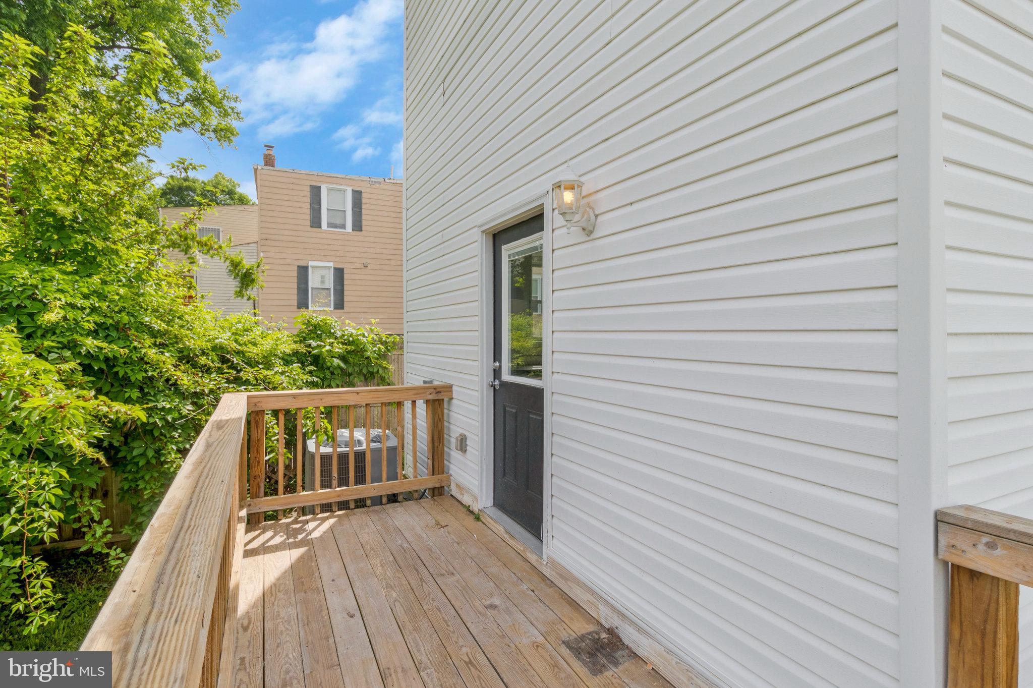 CAPITOL HEIGHTS - Residential