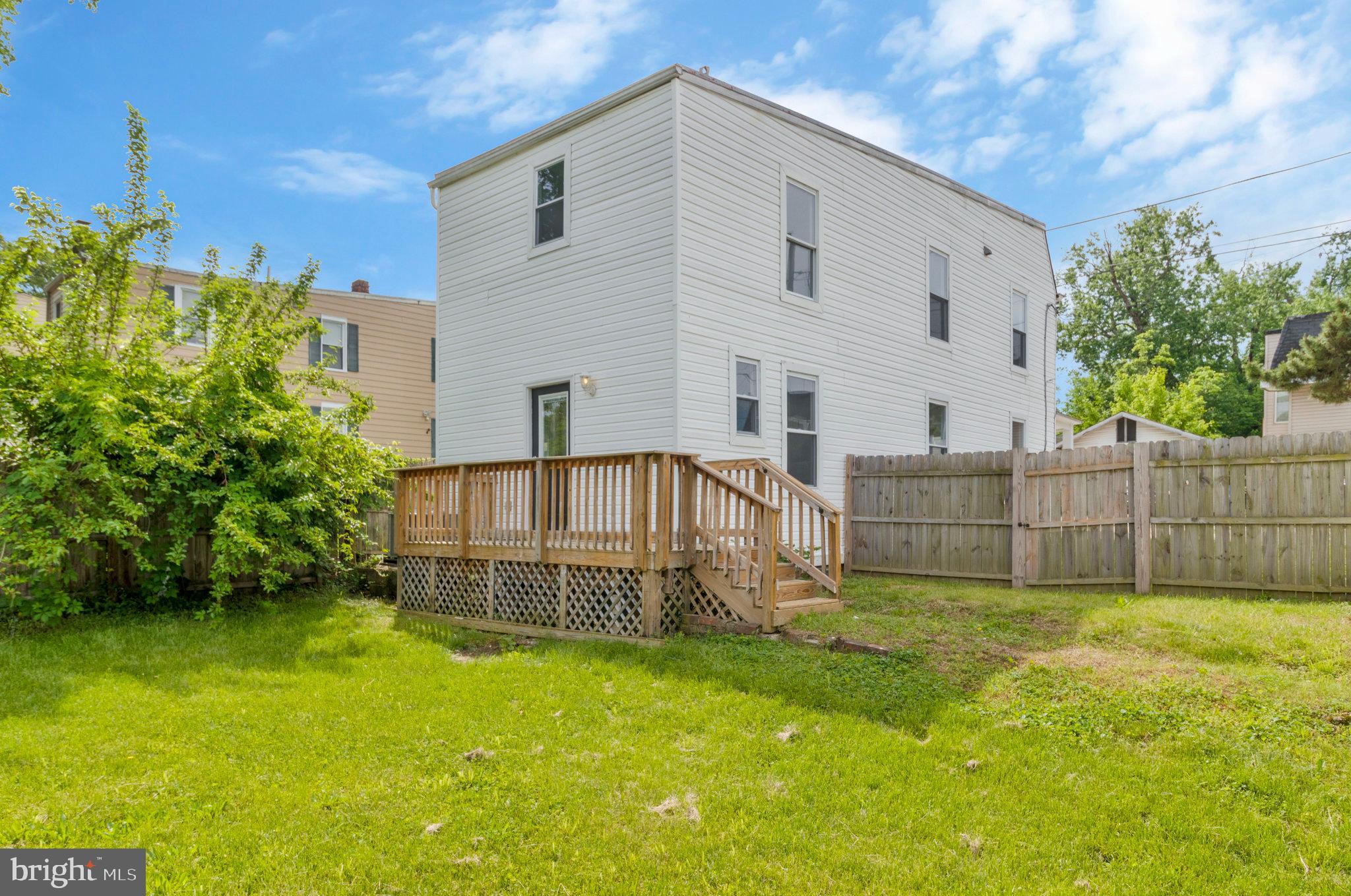 CAPITOL HEIGHTS - Residential