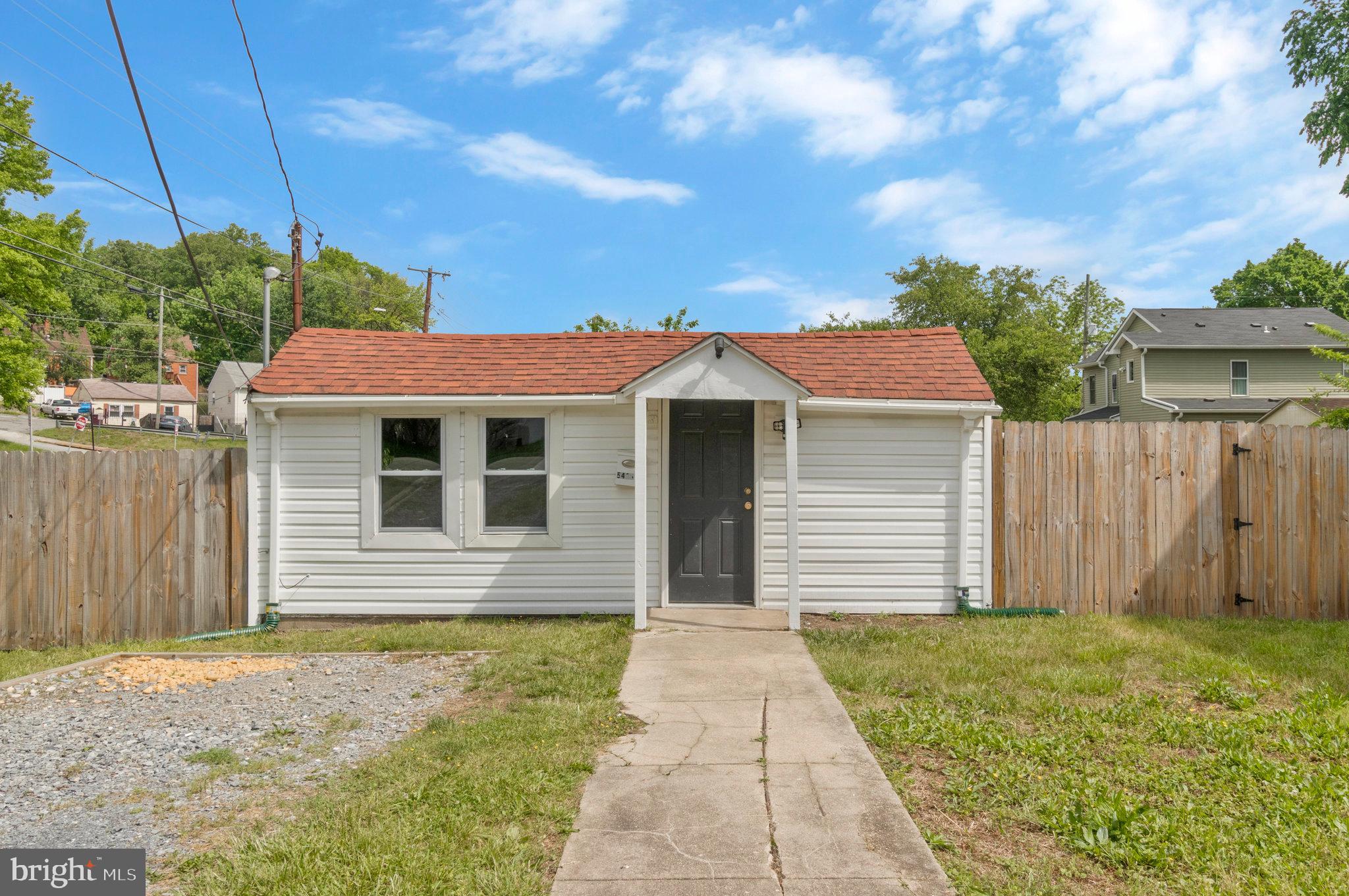 CAPITOL HEIGHTS - Residential