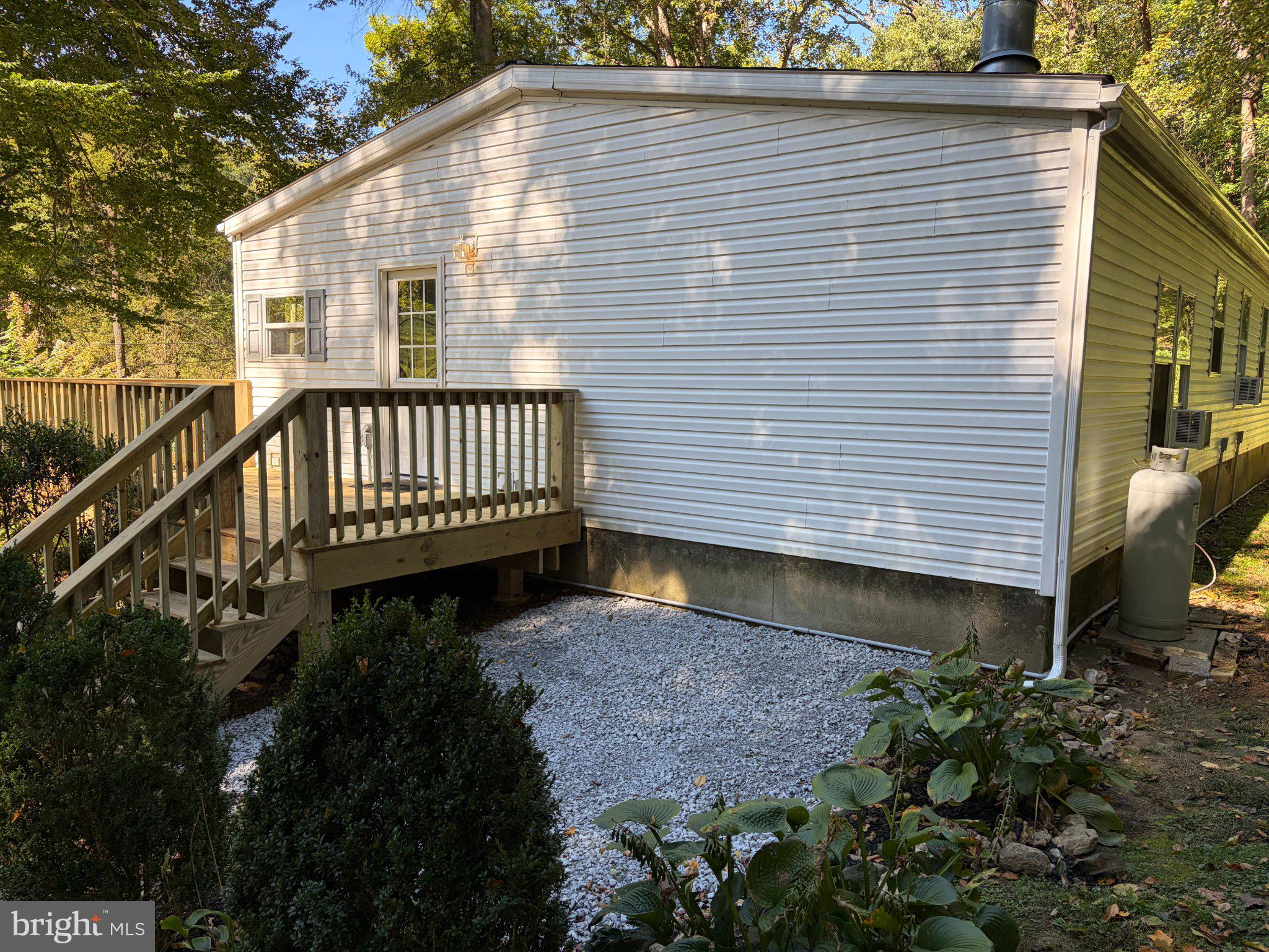 81 SILVER MINE ROAD
