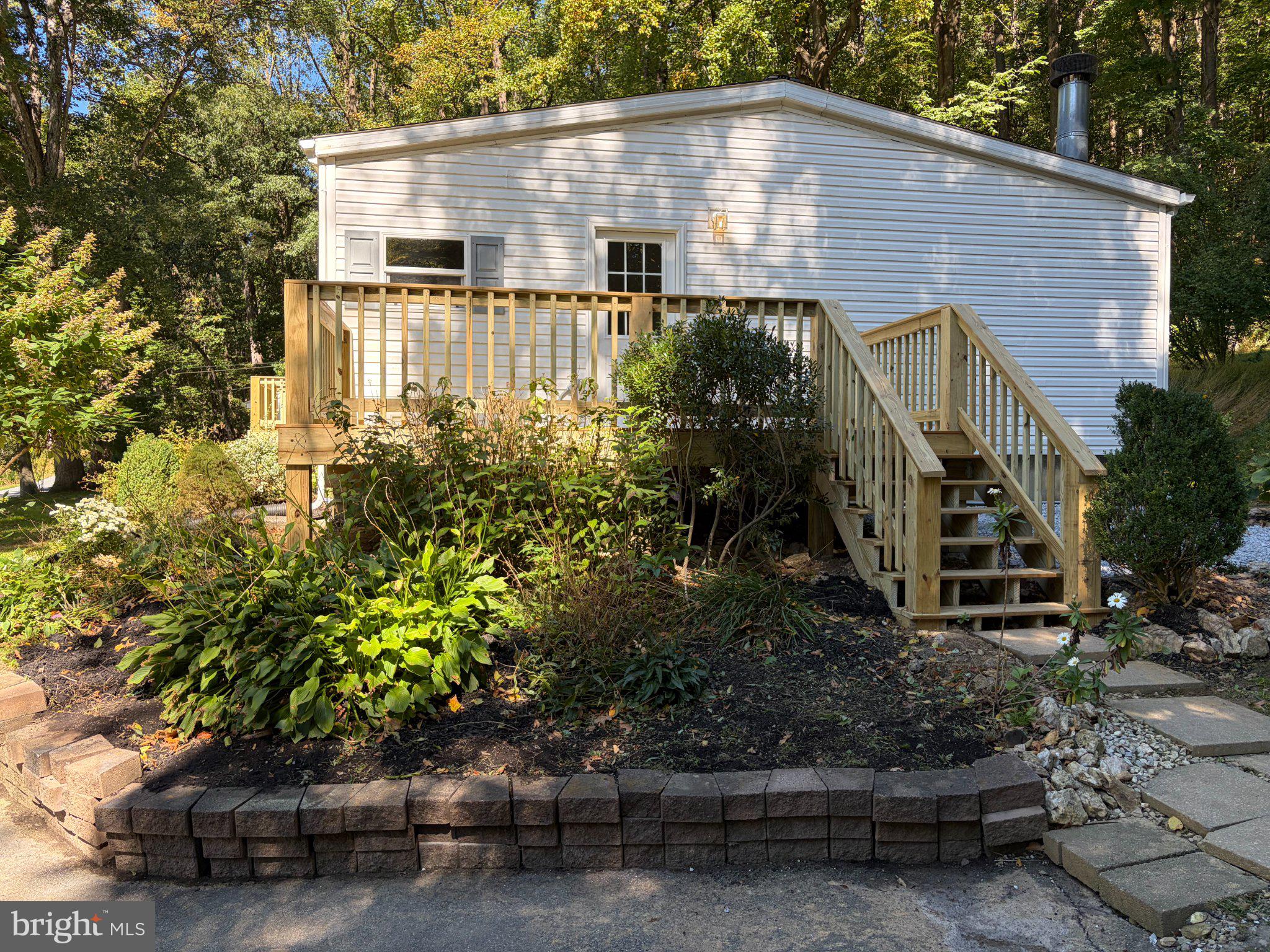 81 SILVER MINE ROAD