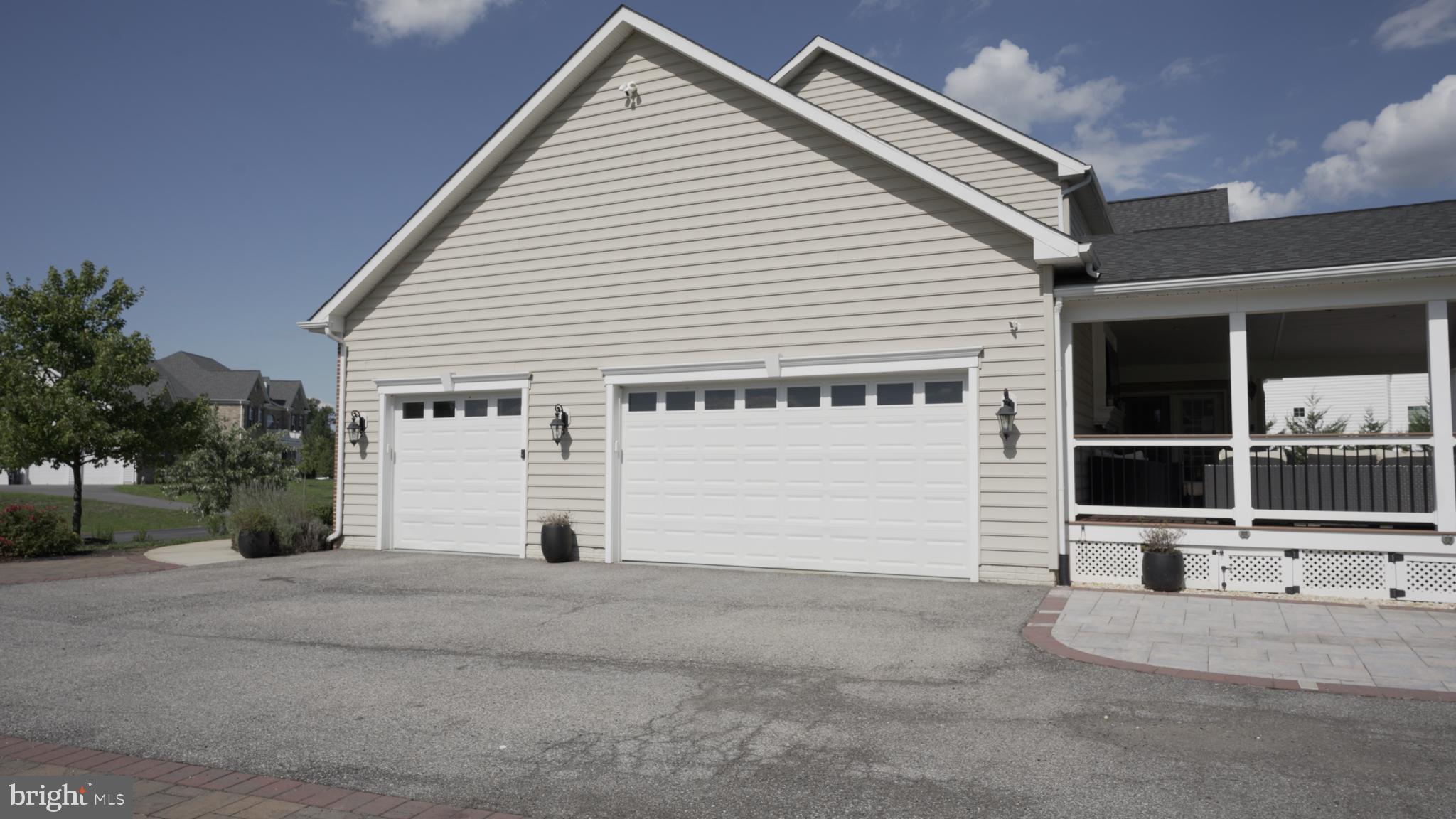 KINGS ISLE ESTATES - Residential