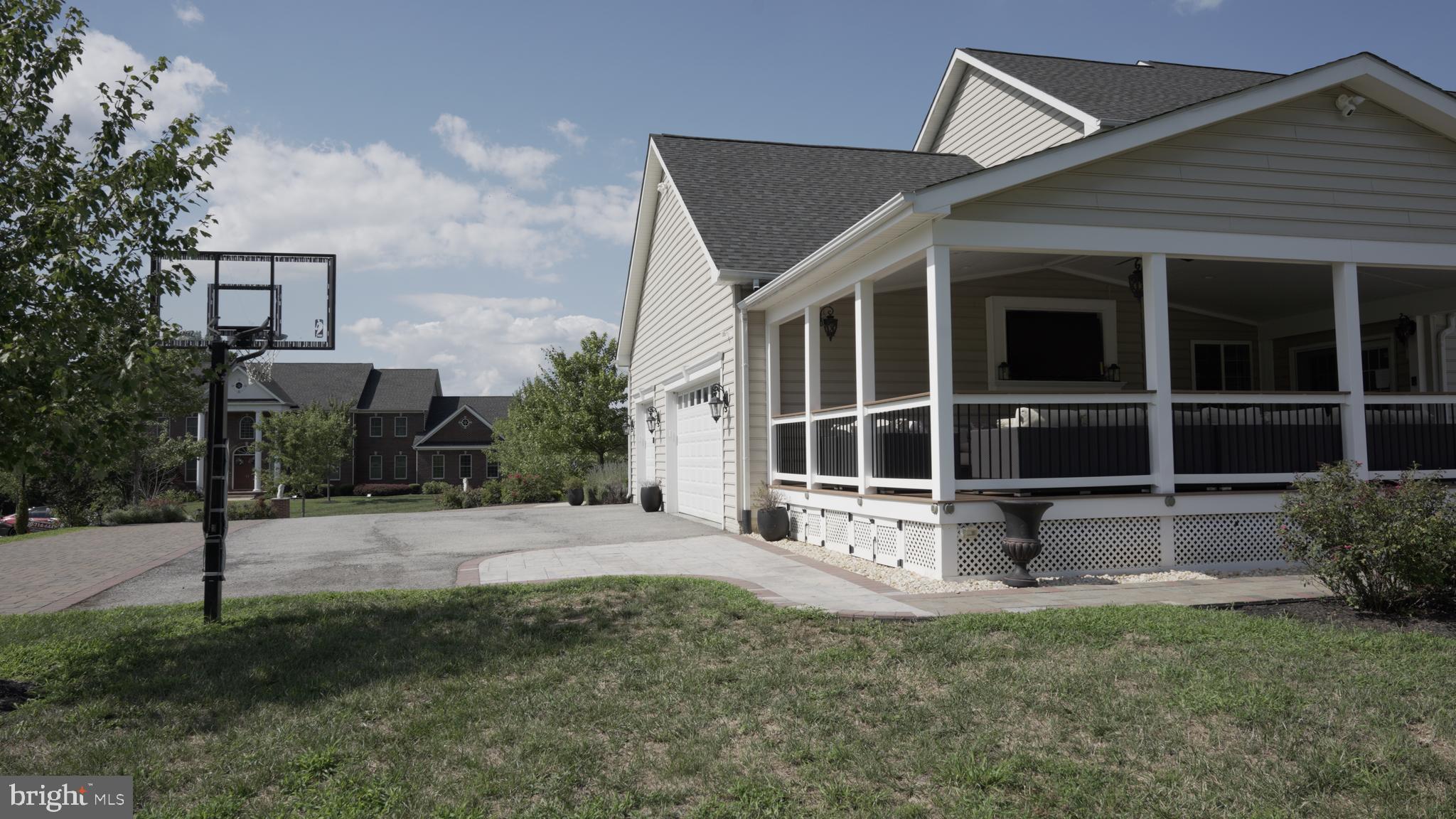 KINGS ISLE ESTATES - Residential