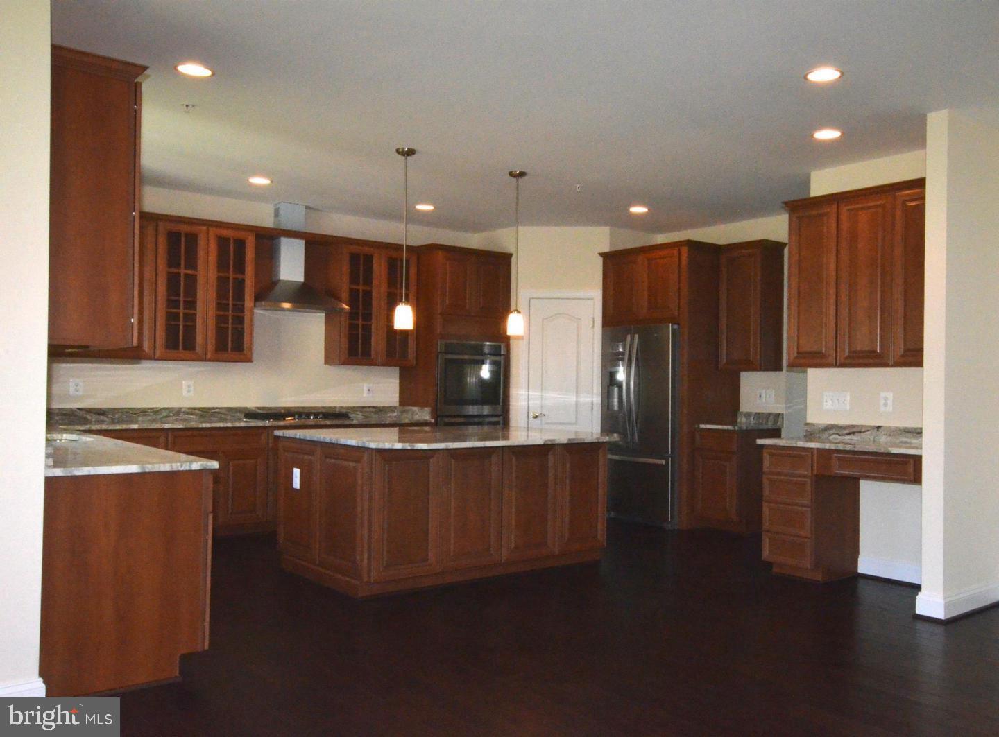 KINGS ISLE ESTATES - Residential