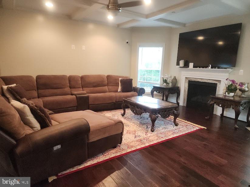 KINGS ISLE ESTATES - Residential