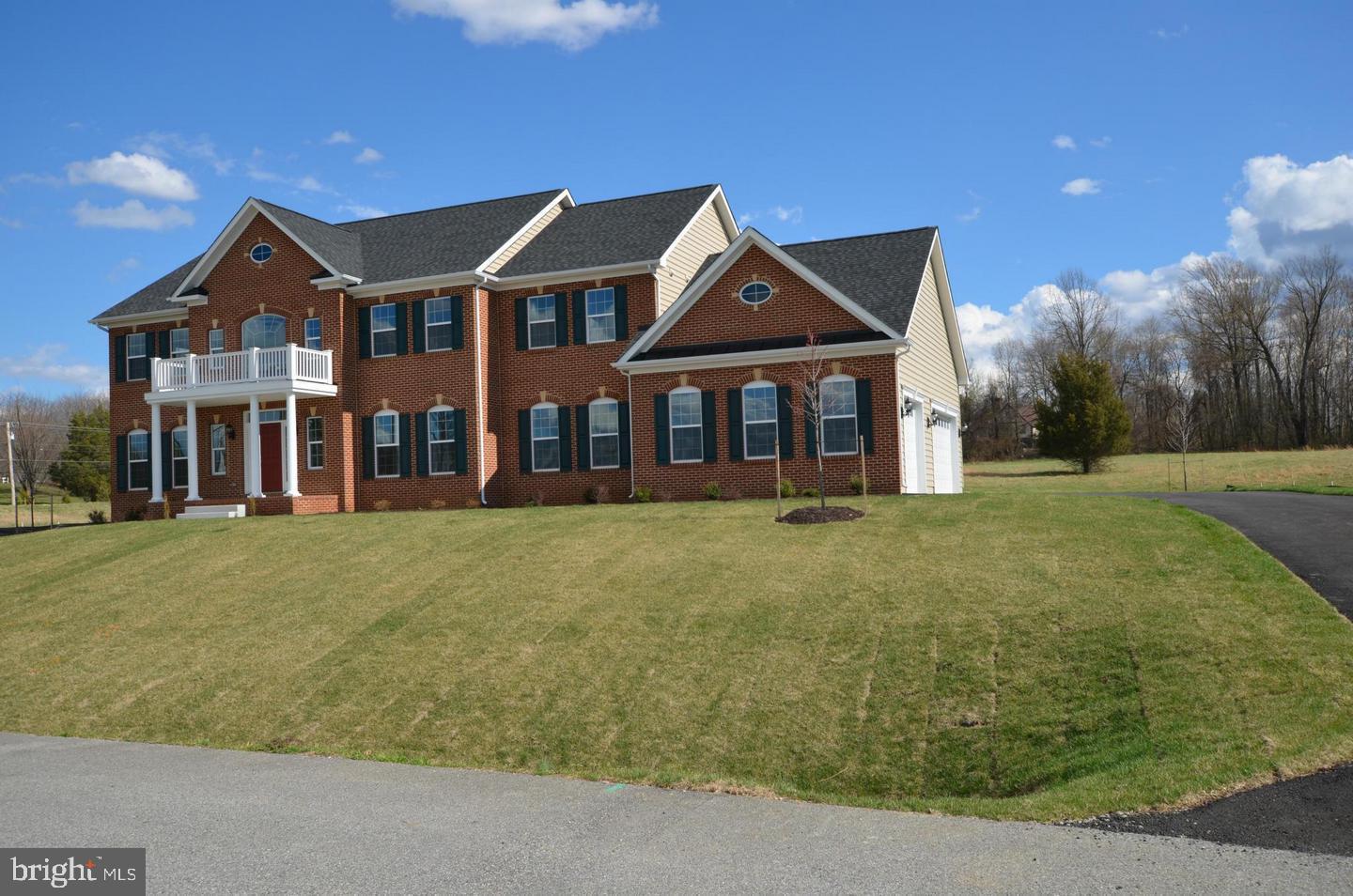 KINGS ISLE ESTATES - Residential