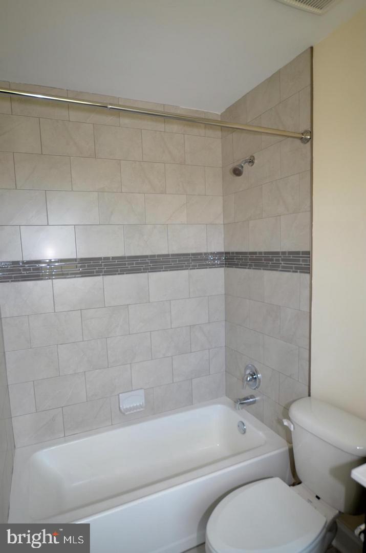 KINGS ISLE ESTATES - Residential