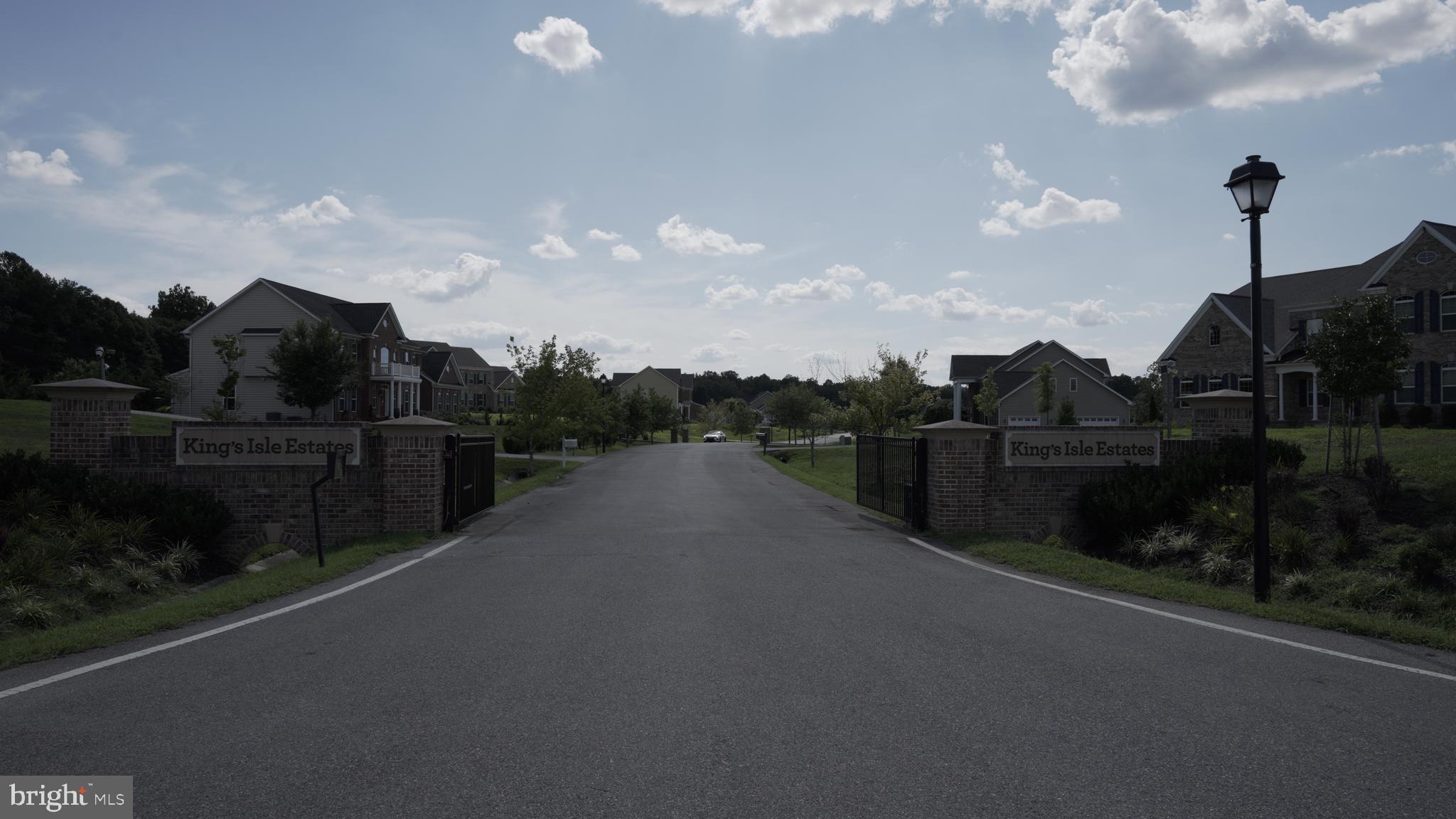 KINGS ISLE ESTATES - Residential