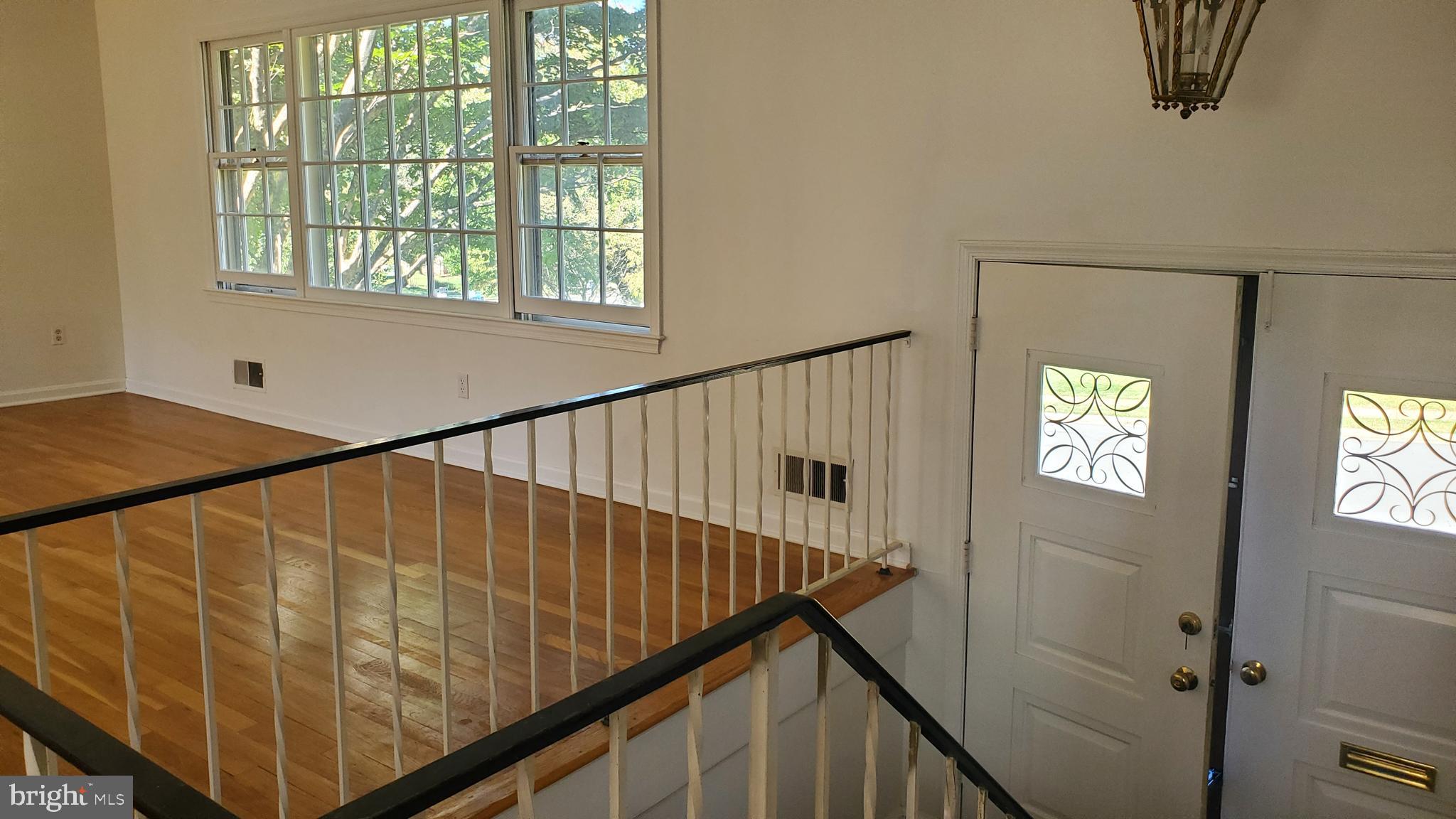 MARLBOROUGH - Residential Lease