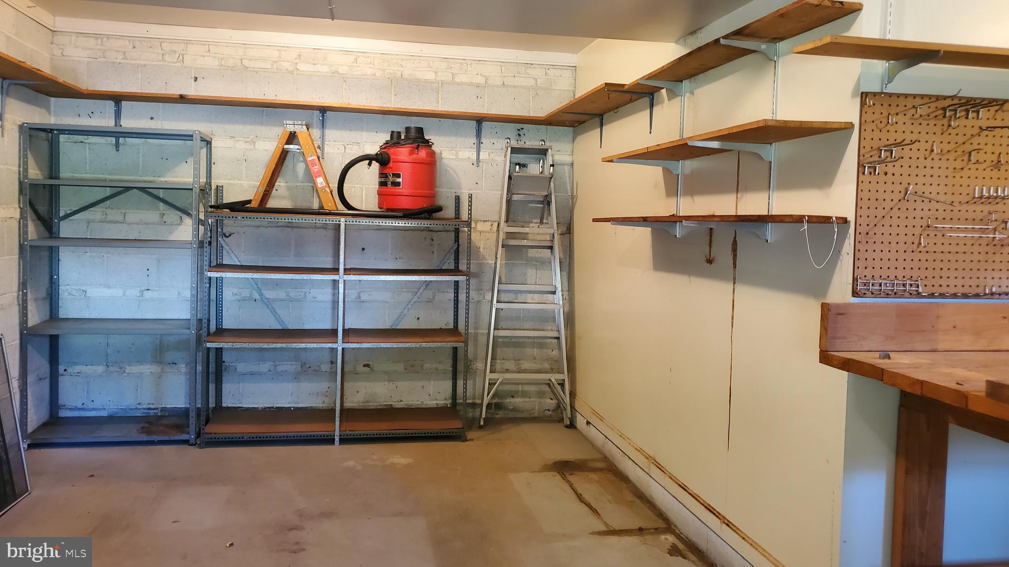 MARLBOROUGH - Residential Lease