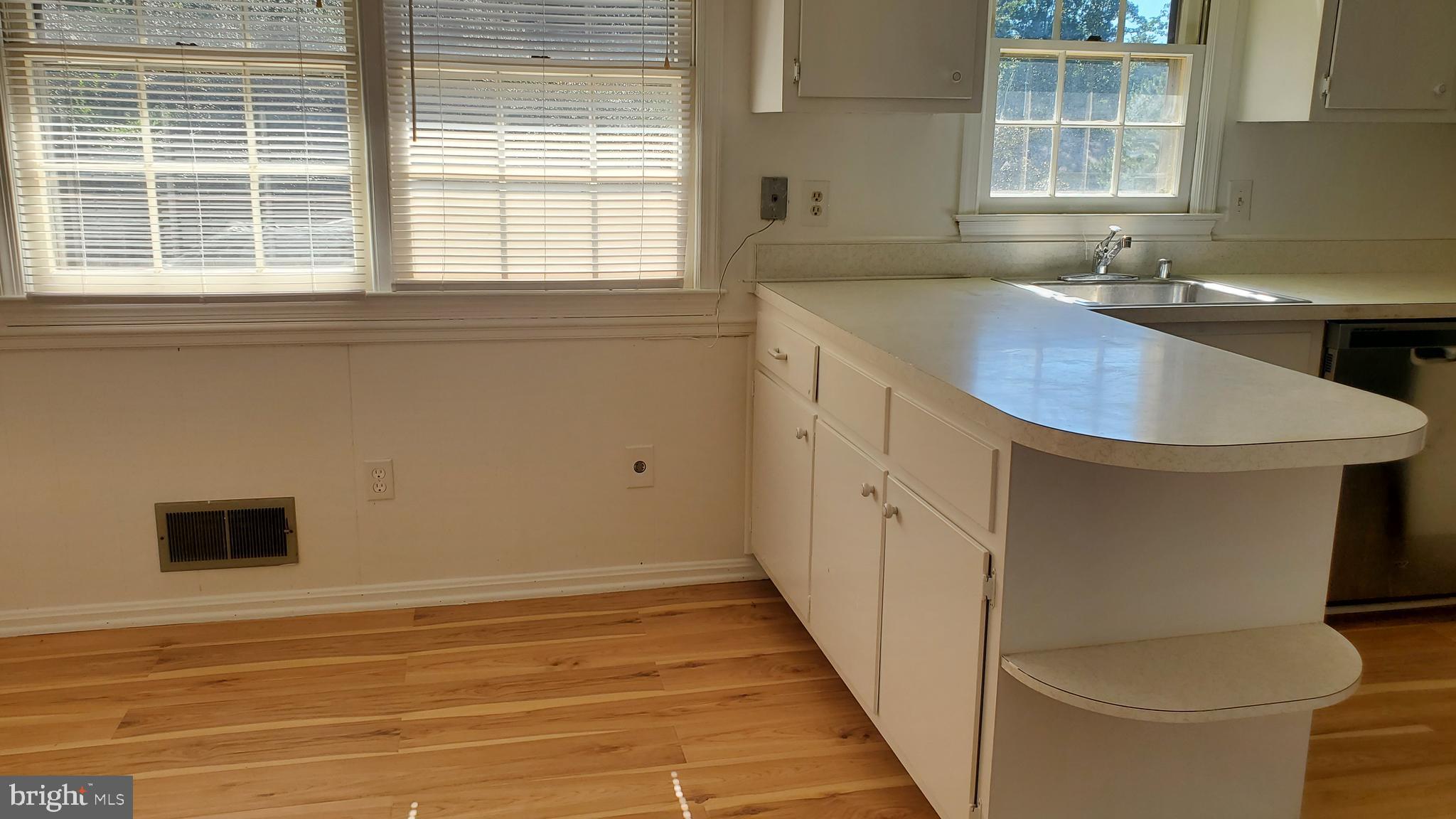 MARLBOROUGH - Residential Lease