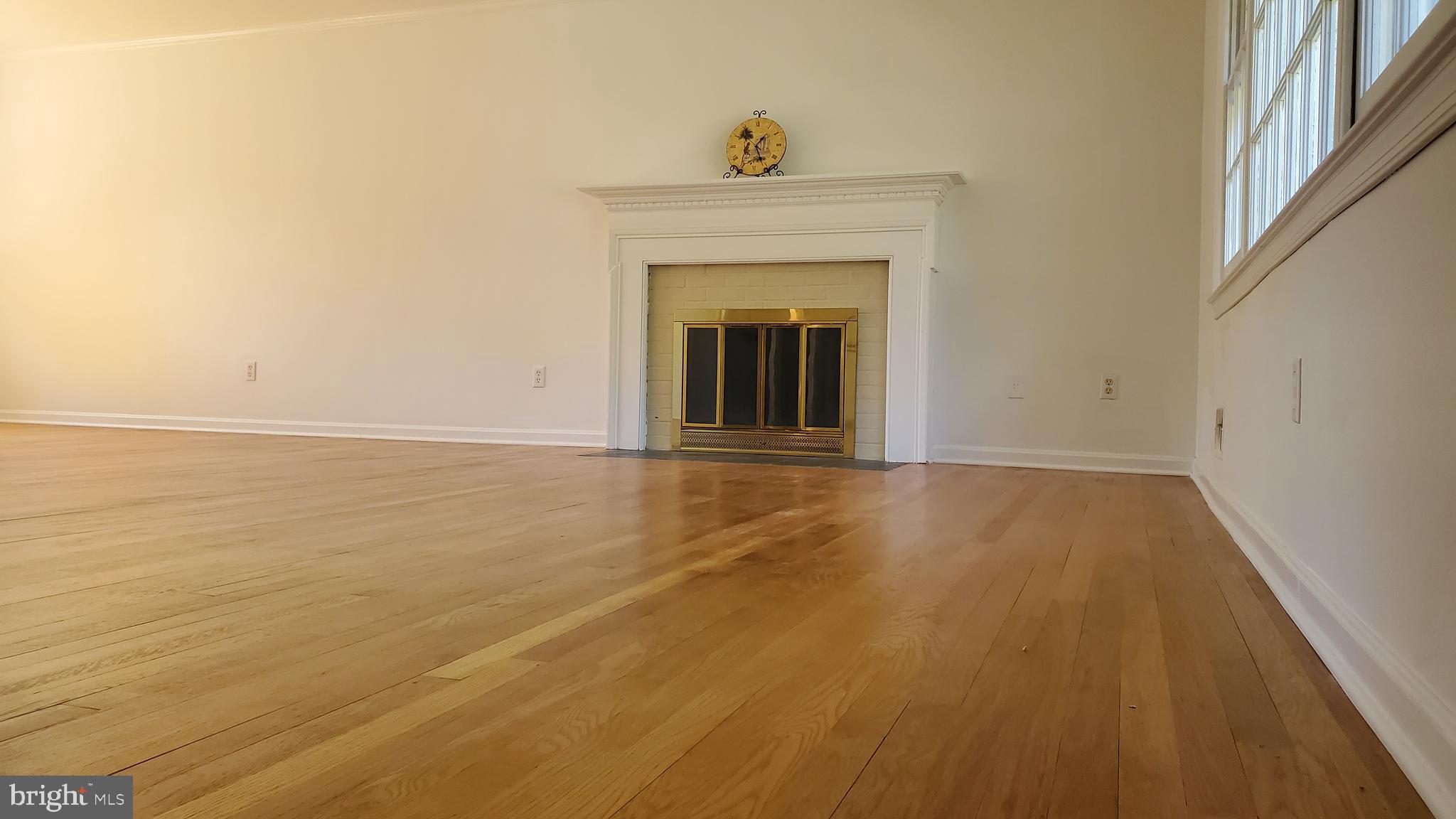 MARLBOROUGH - Residential Lease