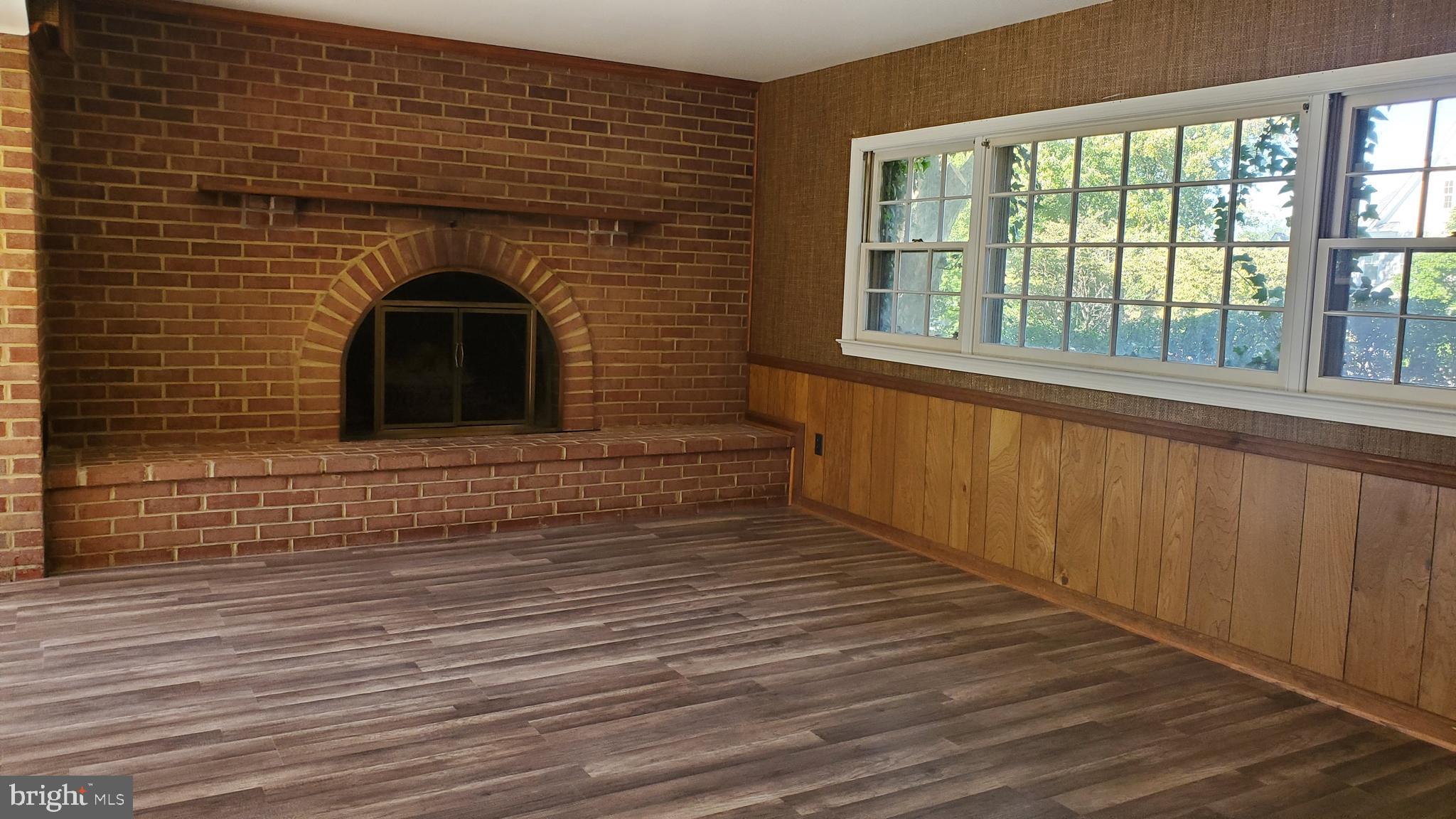 MARLBOROUGH - Residential Lease