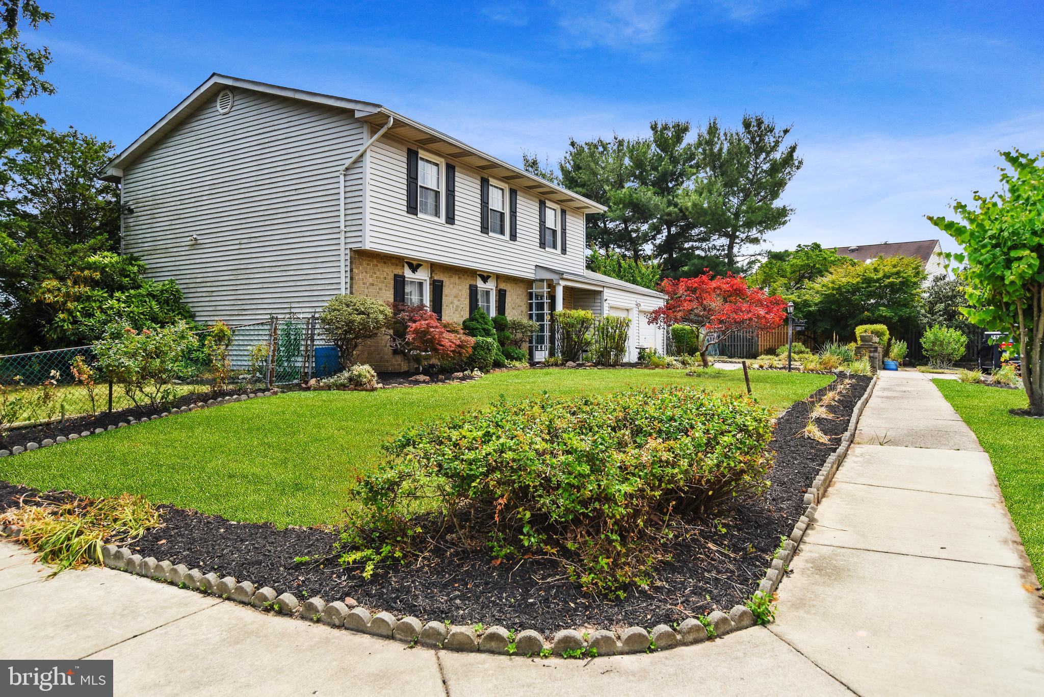 THE PROVINCES - Residential