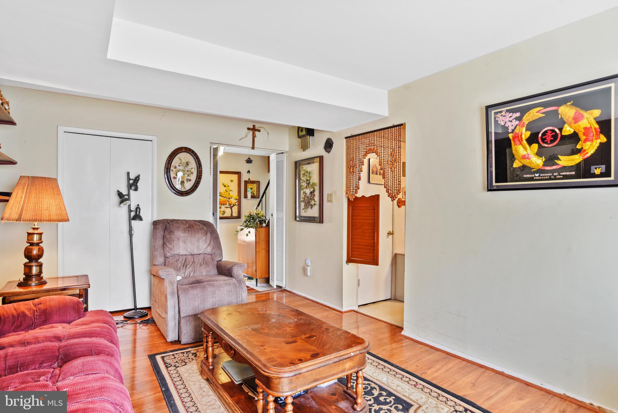 THE PROVINCES - Residential