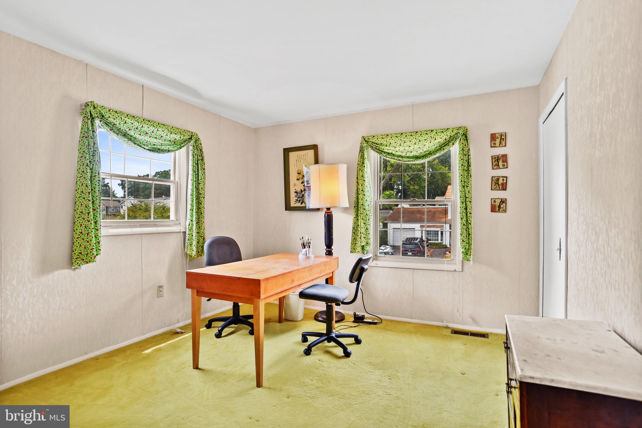 THE PROVINCES - Residential