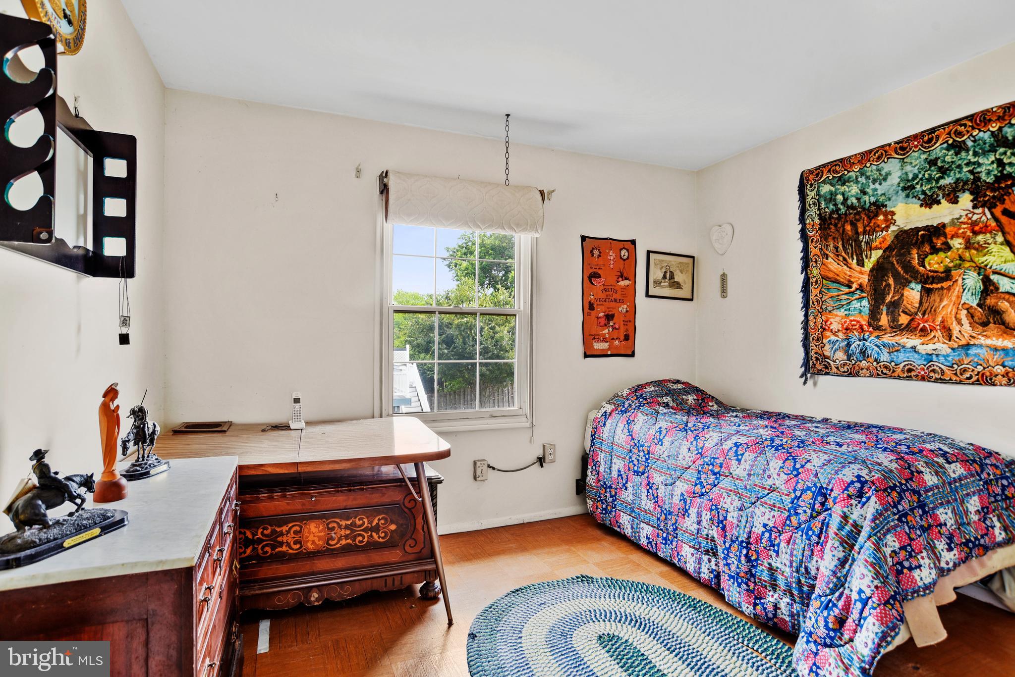 THE PROVINCES - Residential