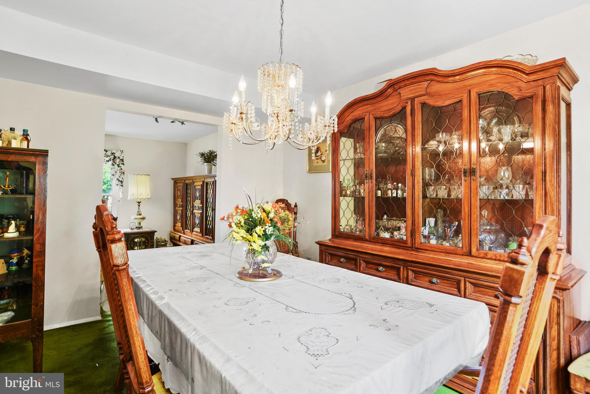 THE PROVINCES - Residential