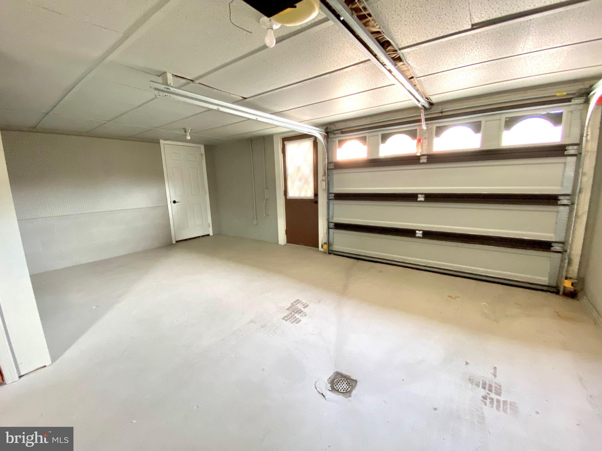 BEL AIR - Residential