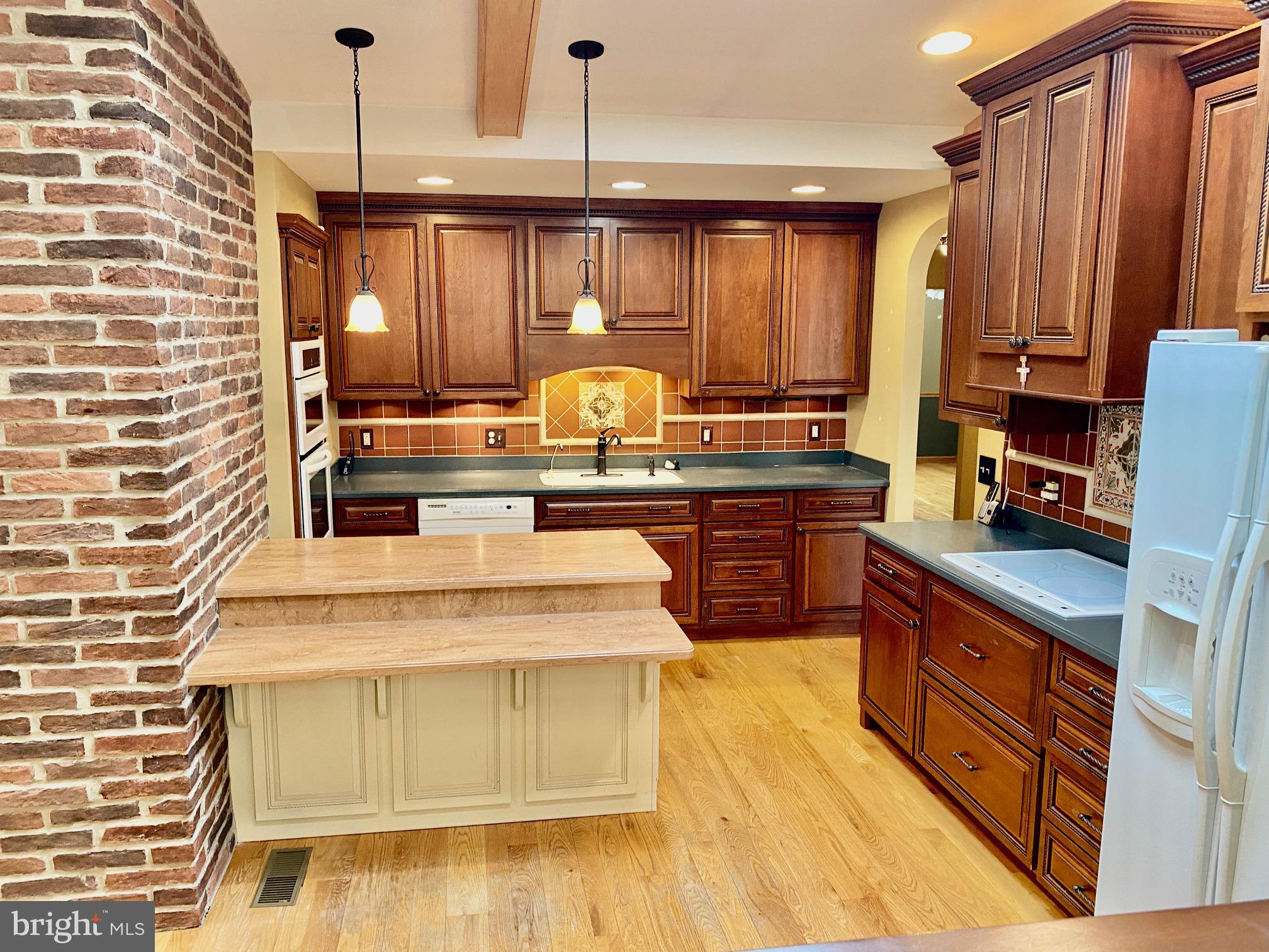 BEL AIR - Residential