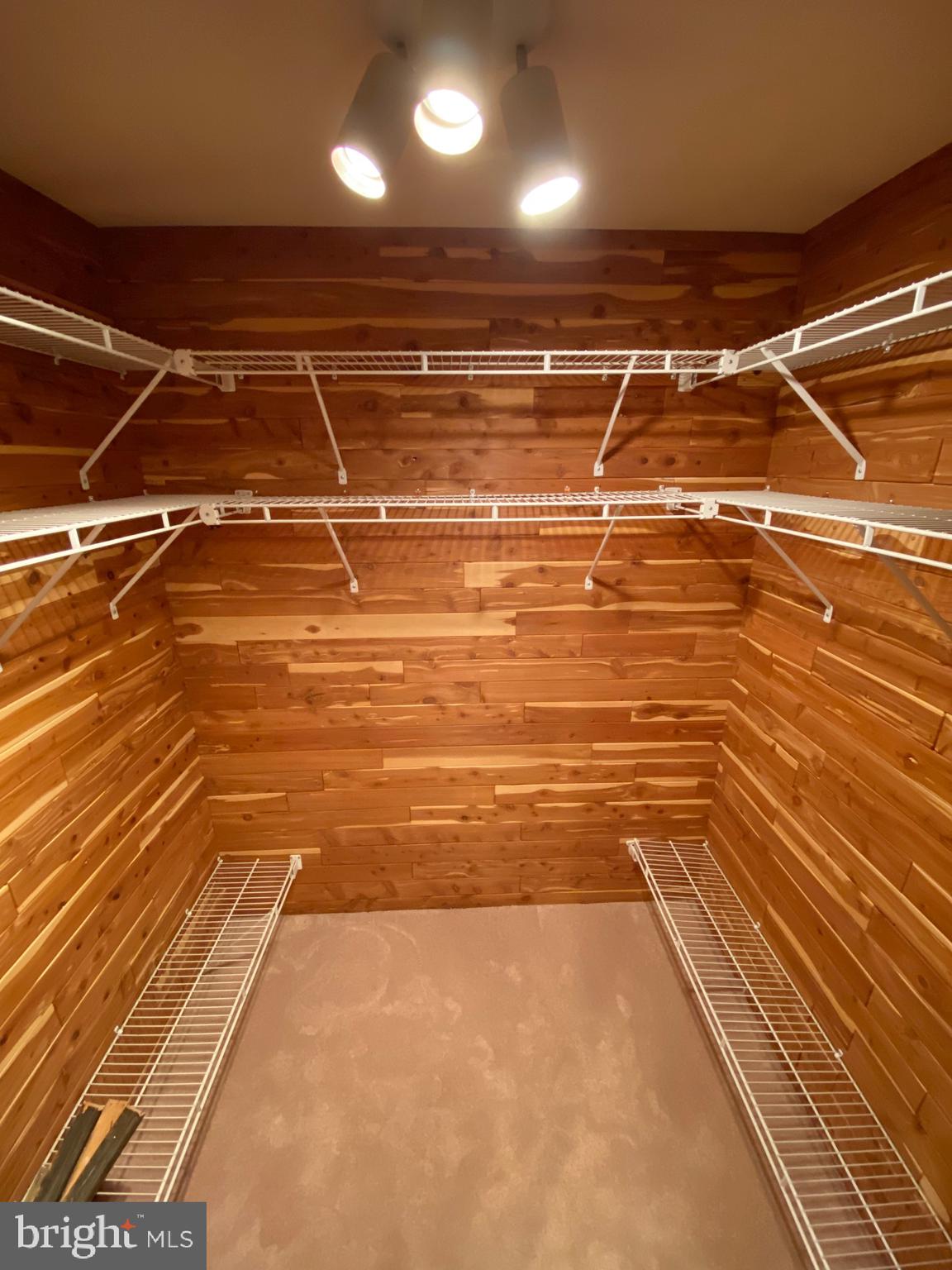 BEL AIR - Residential