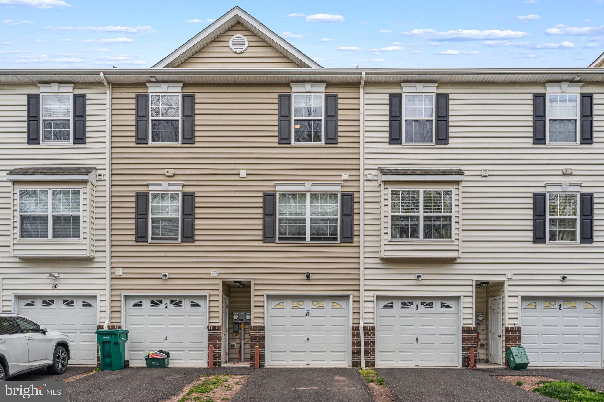 BERKELEY COURT - Residential