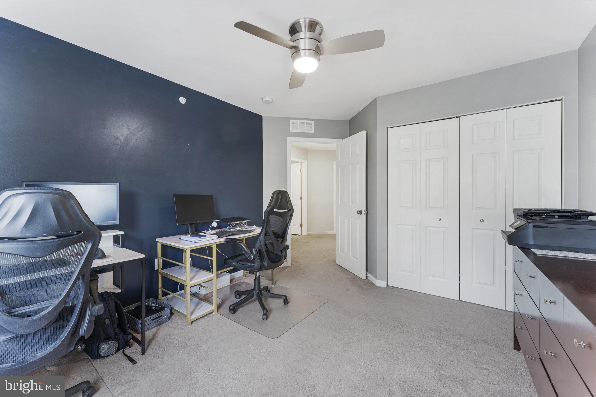 BERKELEY COURT - Residential