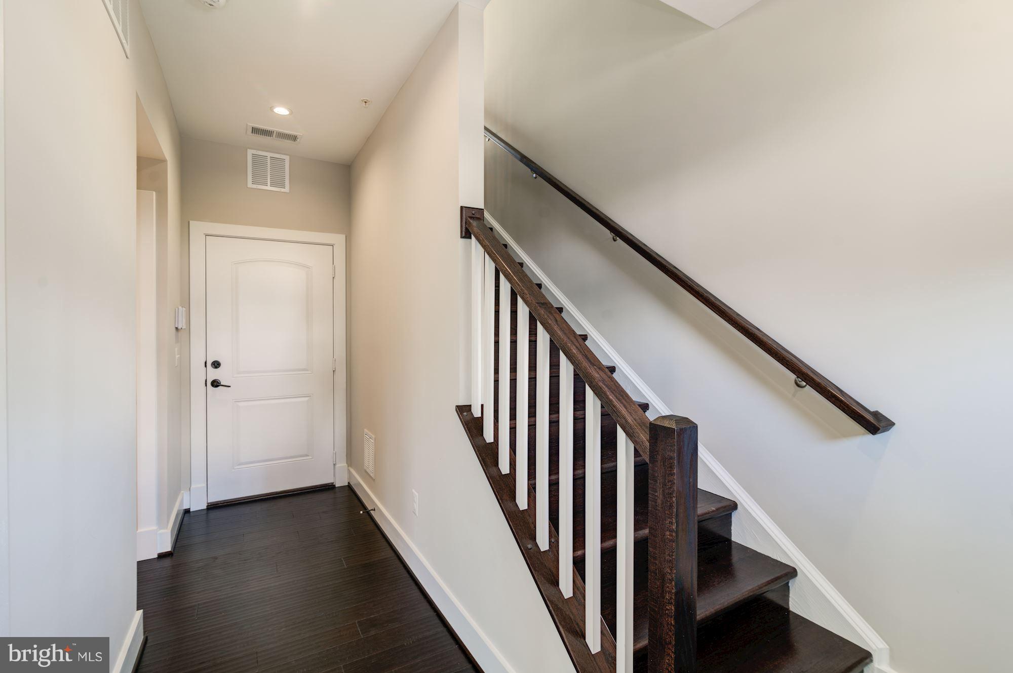 MAJESTY WEST - Residential