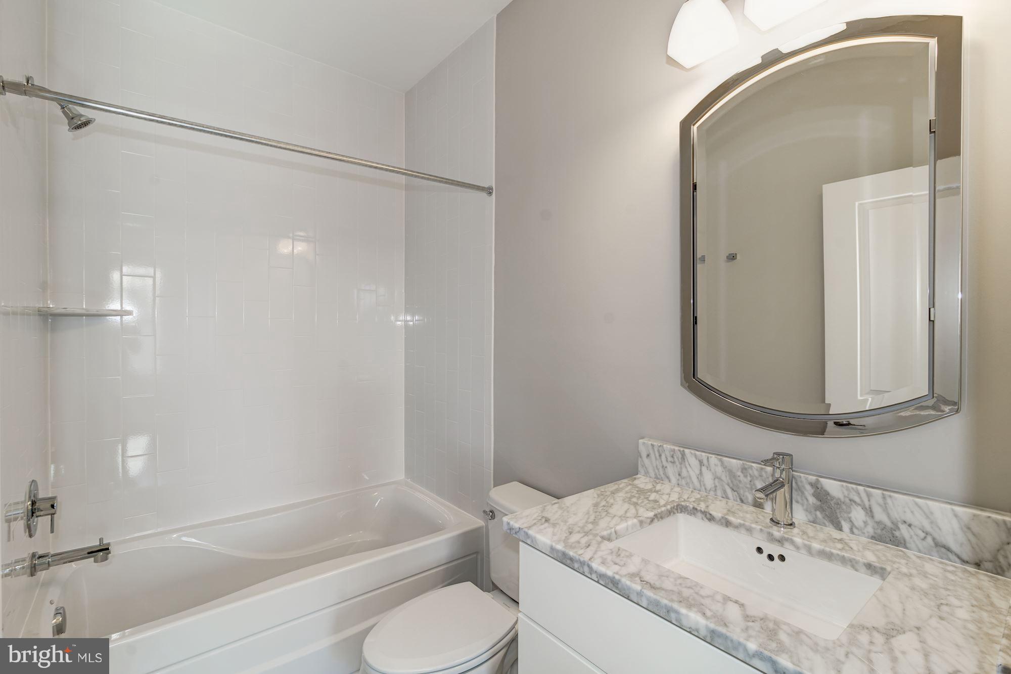 MAJESTY WEST - Residential