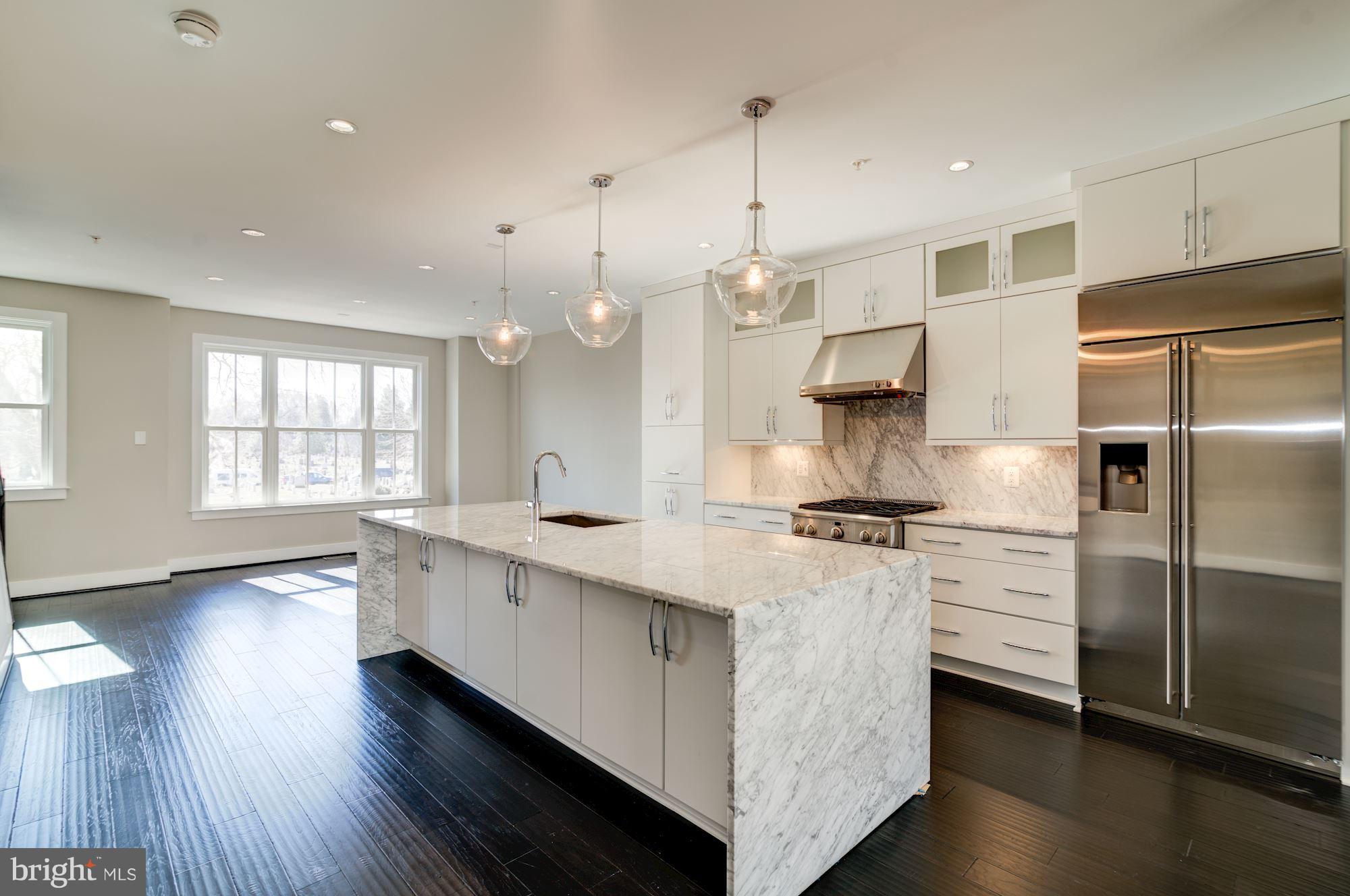 MAJESTY WEST - Residential