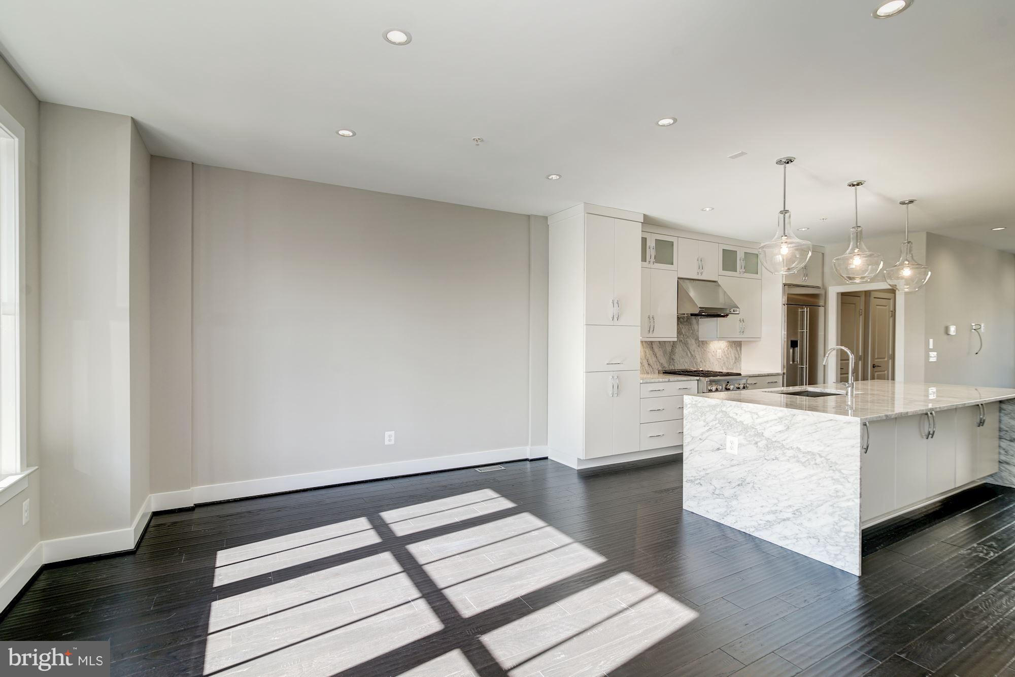 MAJESTY WEST - Residential