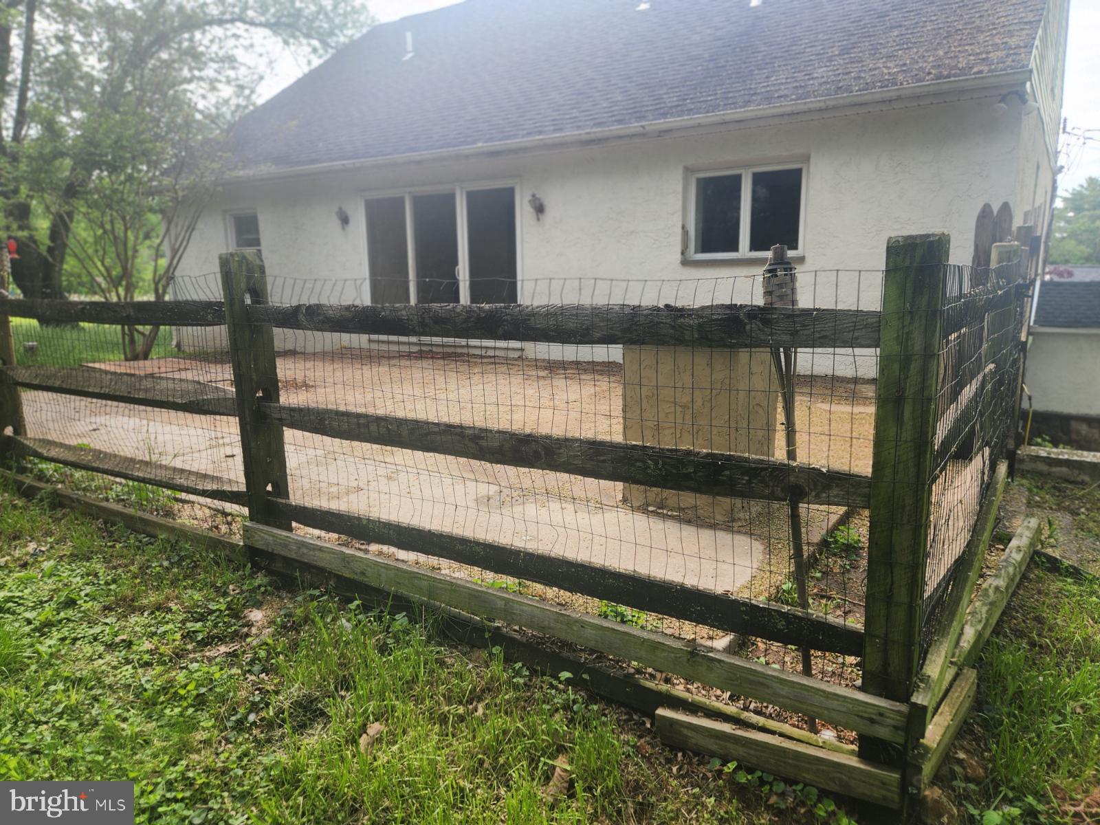 000 - Residential Lease