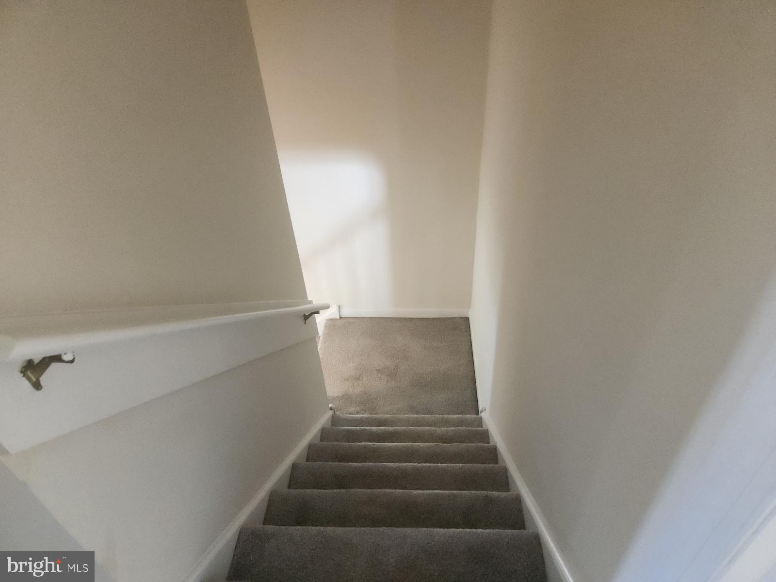 000 - Residential Lease