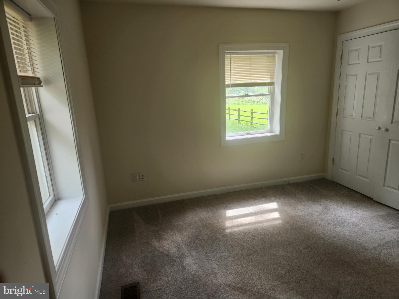 000 - Residential Lease