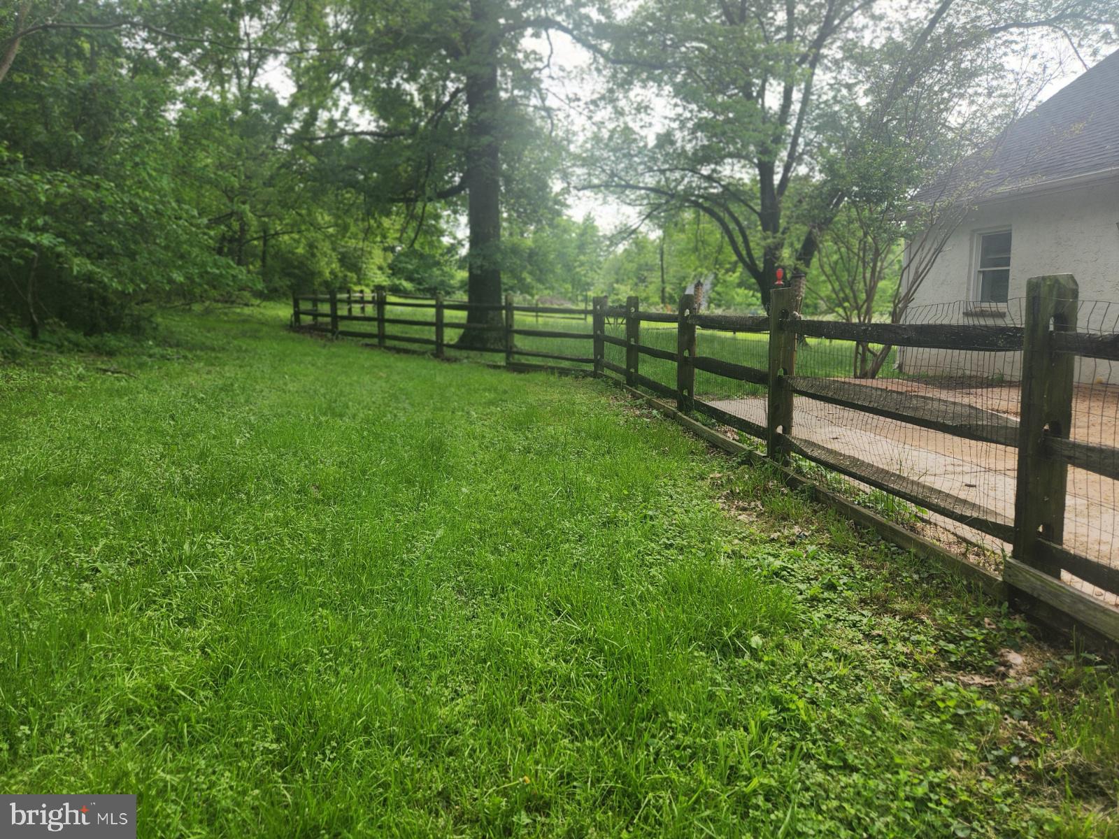 000 - Residential Lease